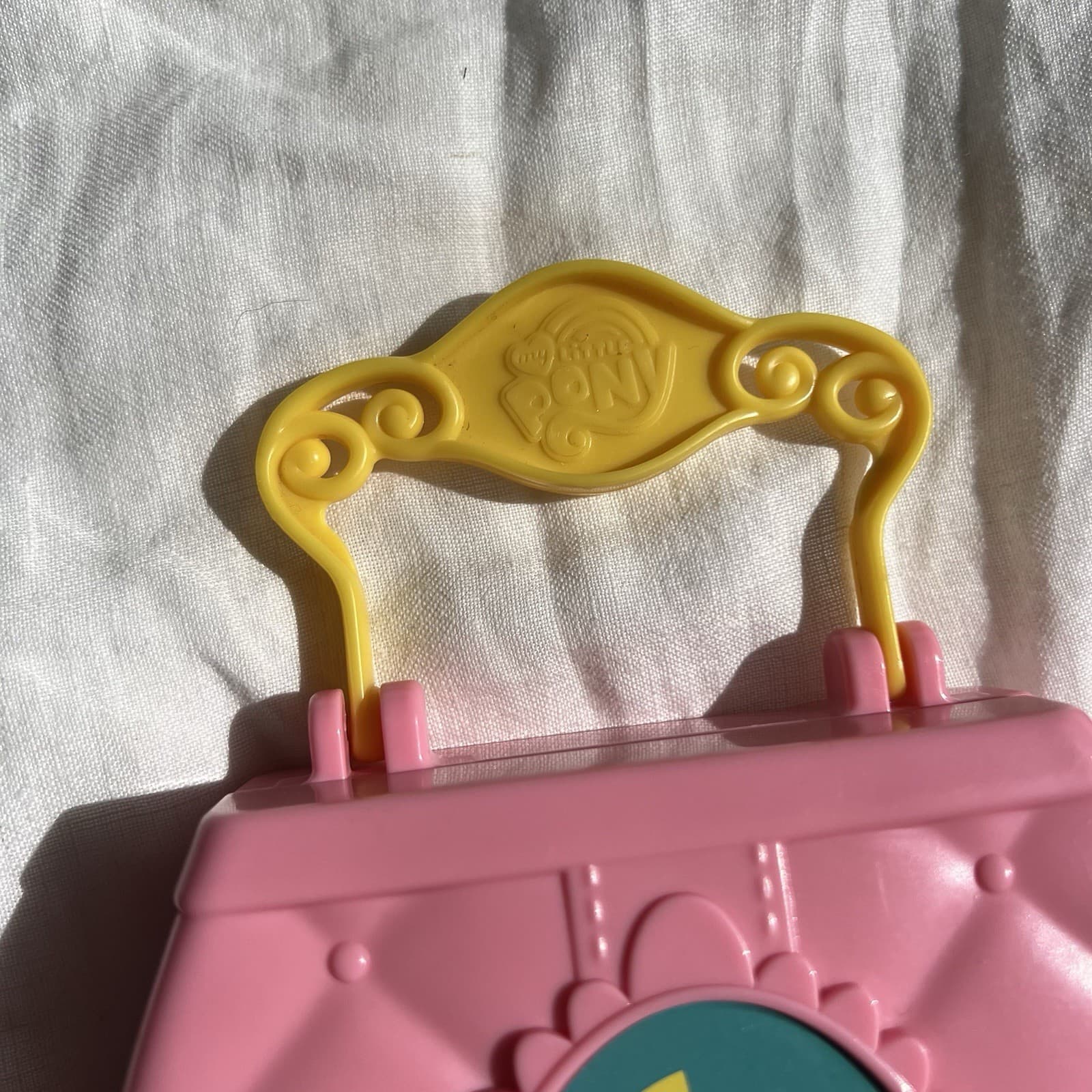 My Little Pony Fluttershy Playset House Handbag Carry Case 2017 Hasbro Kawaii — photo 6 of 6