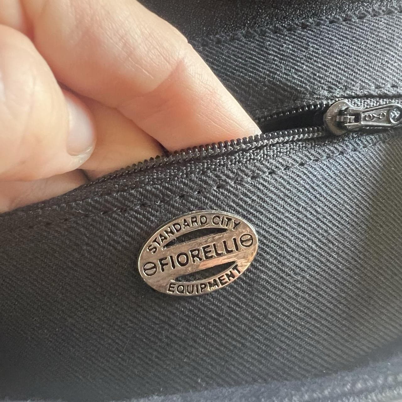 Vintage Fiorelli Black Mini Handbag Y2K Micro Bag Metal Clasp Party Sleaze — photo 6 of 9