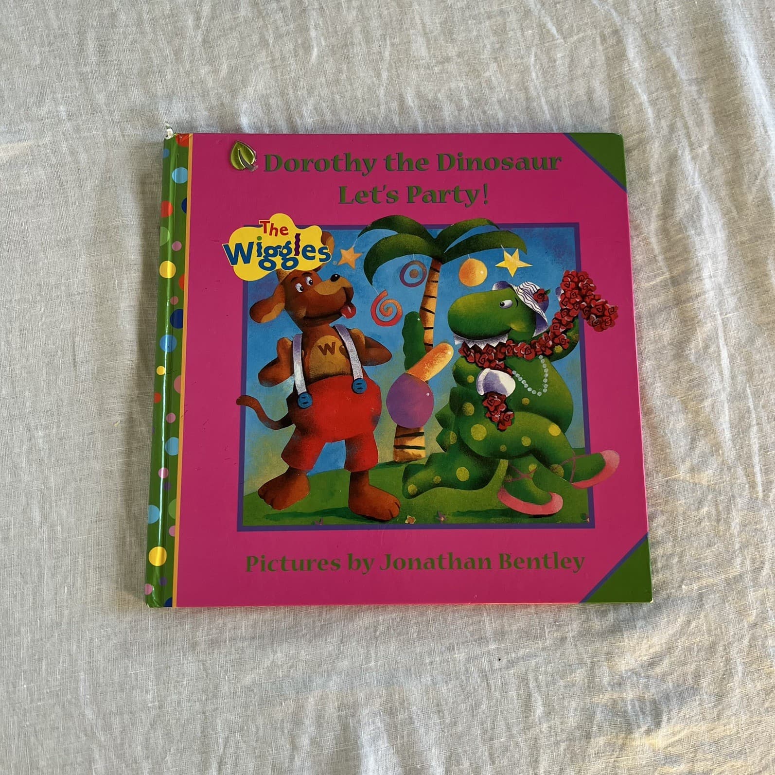 The Wiggles Dorothy The Dinosaur Lets Party Vintage Hardcover Original Members — photo 1 of 6