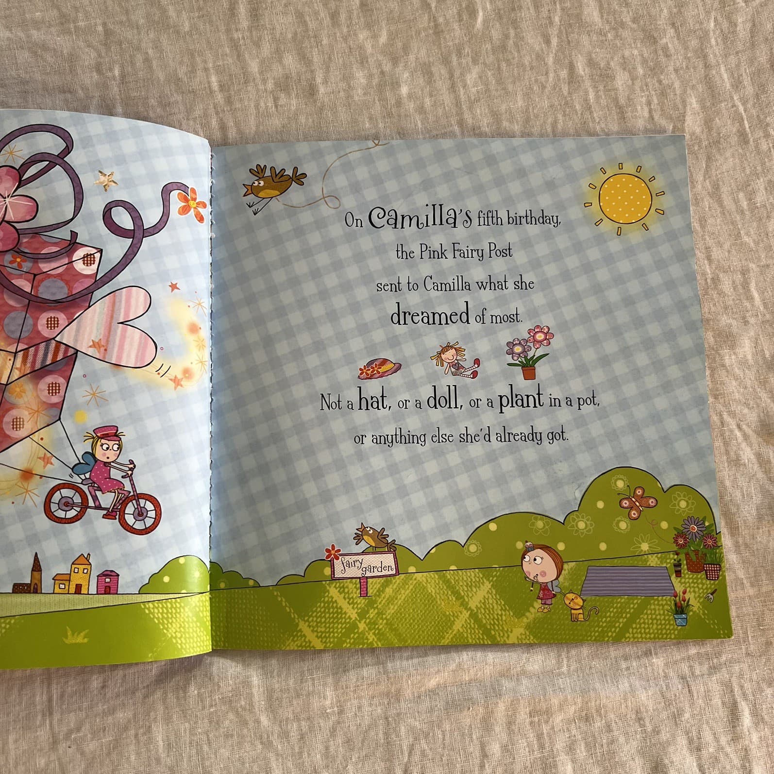 Camilla The Cupcake Fairy Book Y2K 2000s Sparkly Kids Picture Book — photo 2 of 7