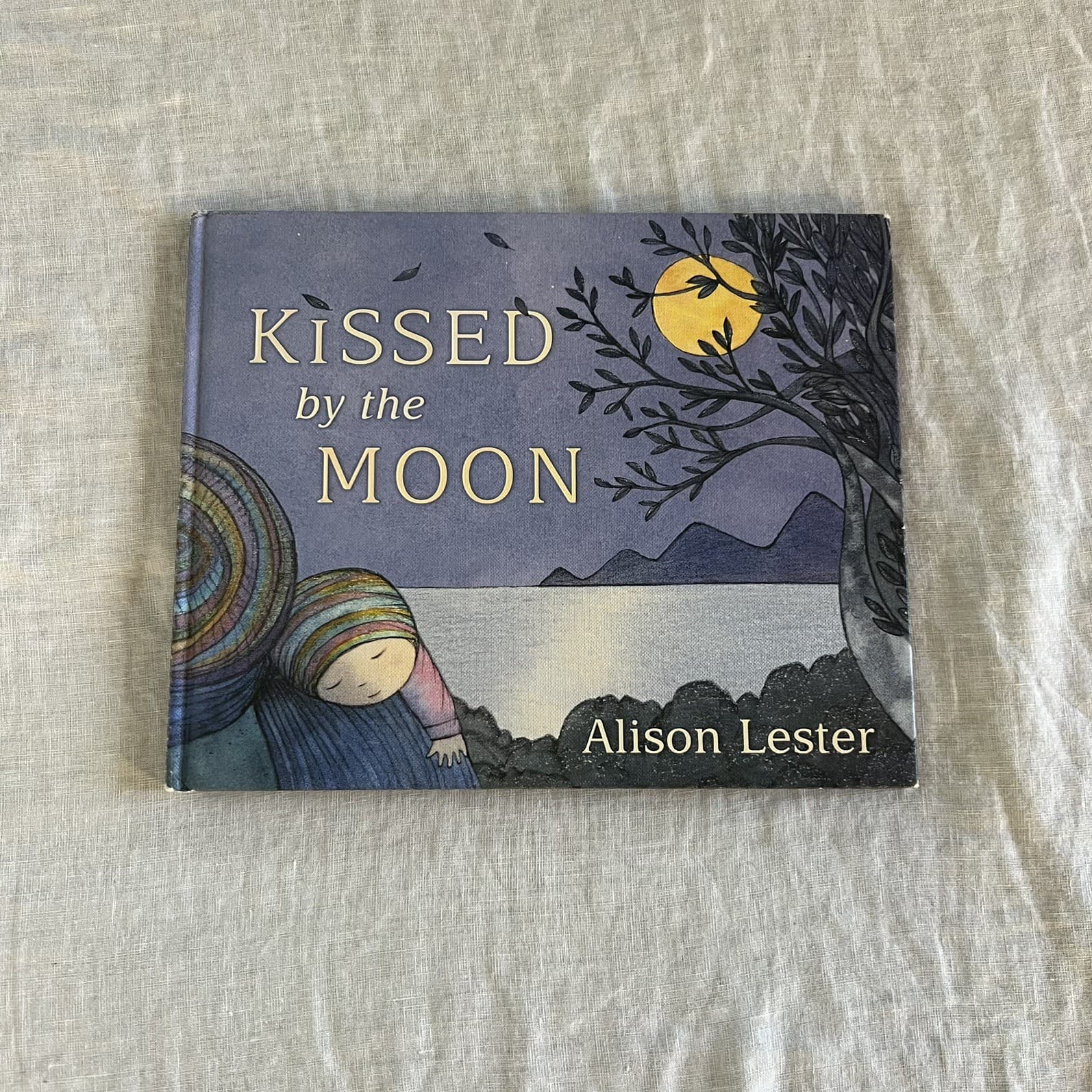 Kissed By The Moon Alison Lester Hardcover Book Classic Nursery Bedtime Kids — photo 1 of 4