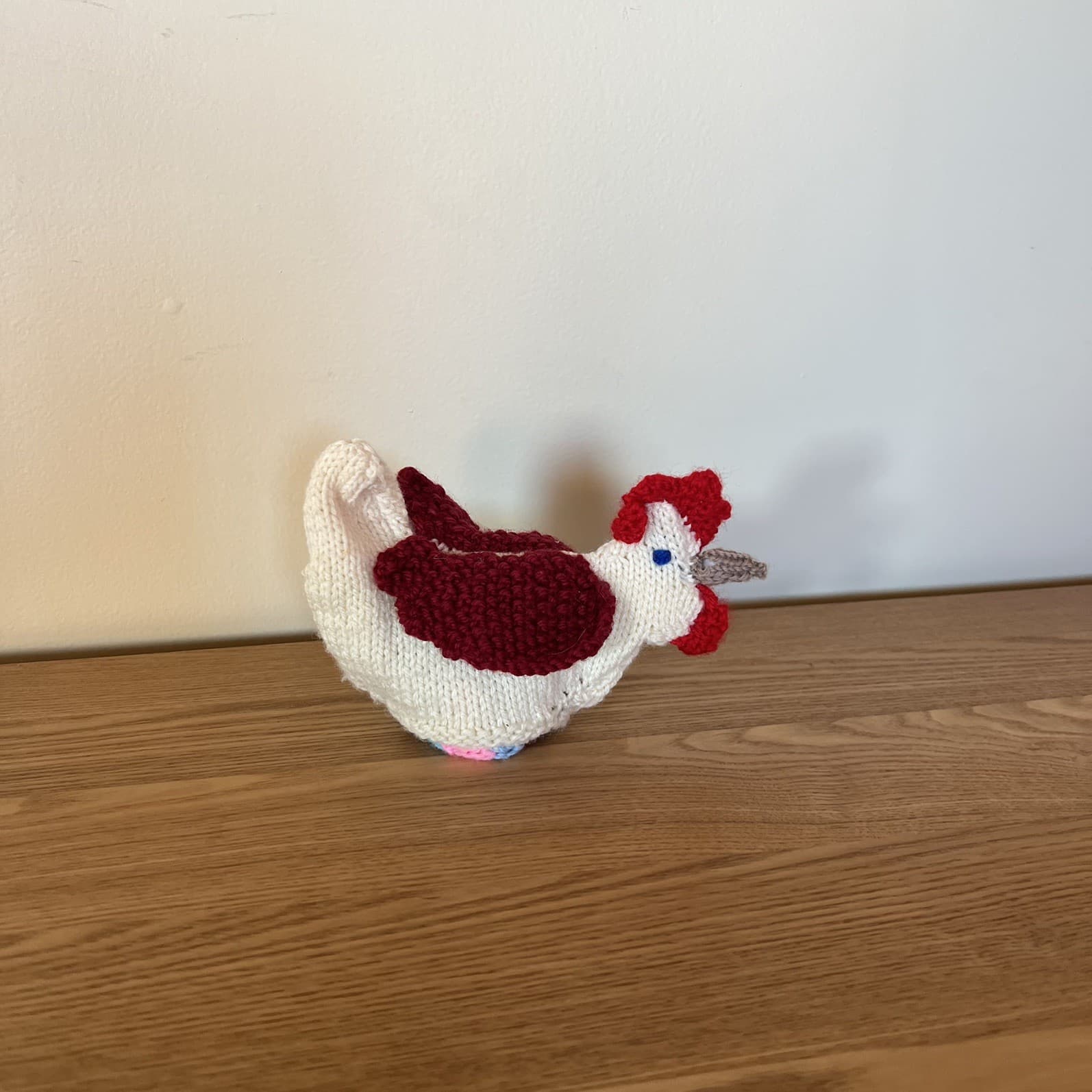Hand Knit Chicken Egg Cosy Finger Puppet Vintage Cottagecore Farmhouse Kitchen — photo 4 of 7