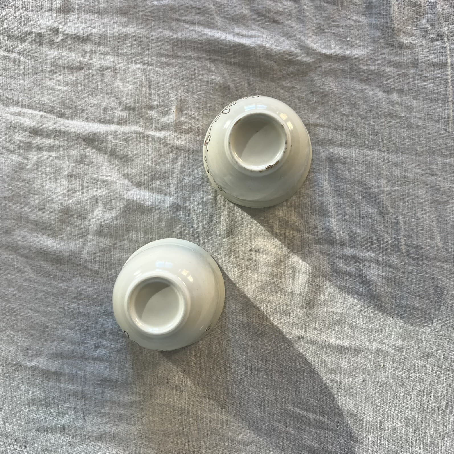 Vintage Japanese Tea Cups Set Of Two Handleless Blue Red Embossed Floral Ceramic — photo 7 of 7