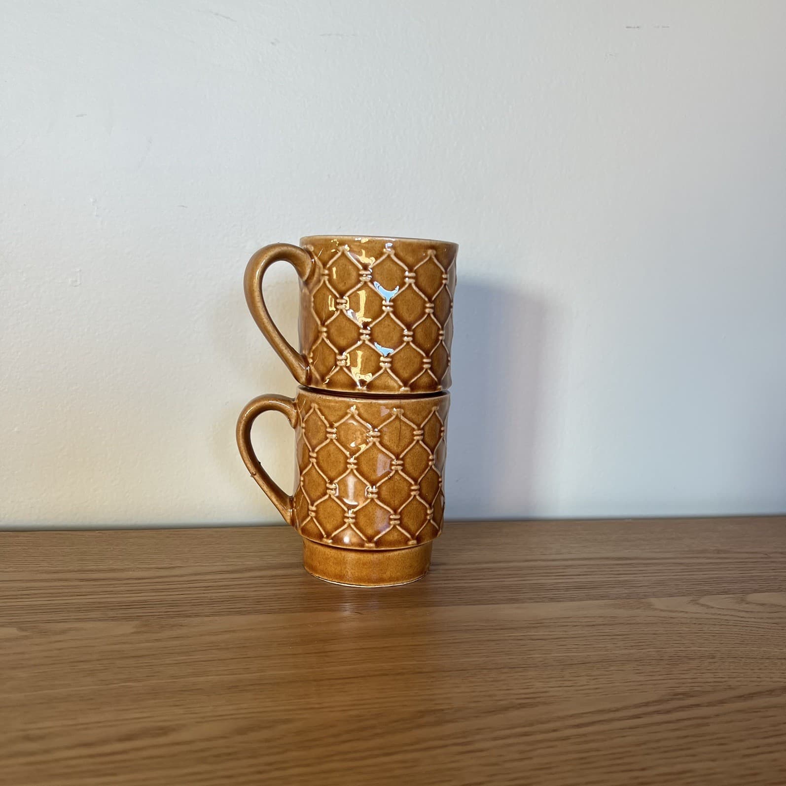 Vintage Made In Japan Stacking Mugs Set Of Two Brown Lattice Diamond Mid Century — photo 7 of 8