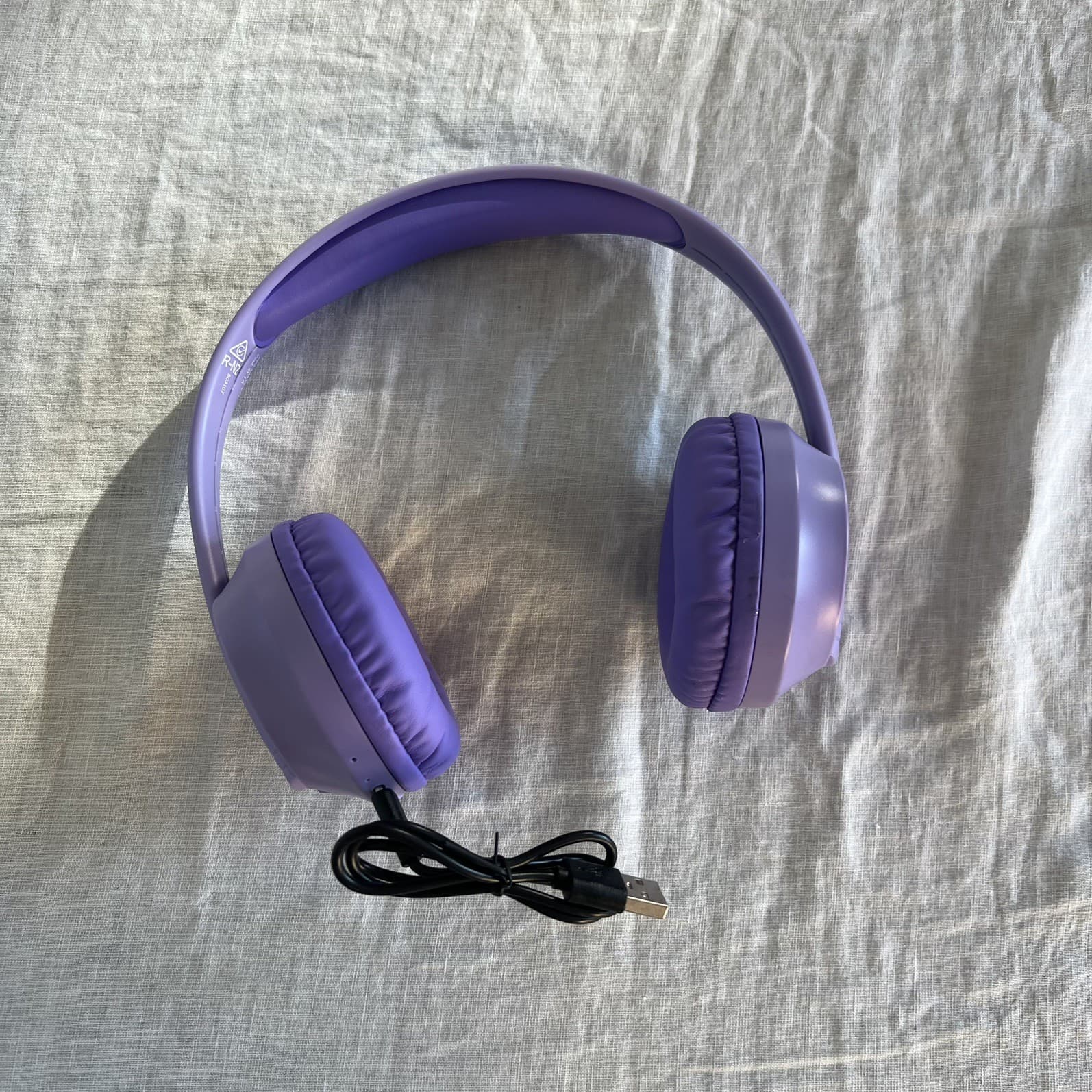 Laser Kids Bluetooth Headphones Purple Wireless Volume Limited Safe As New — photo 5 of 6