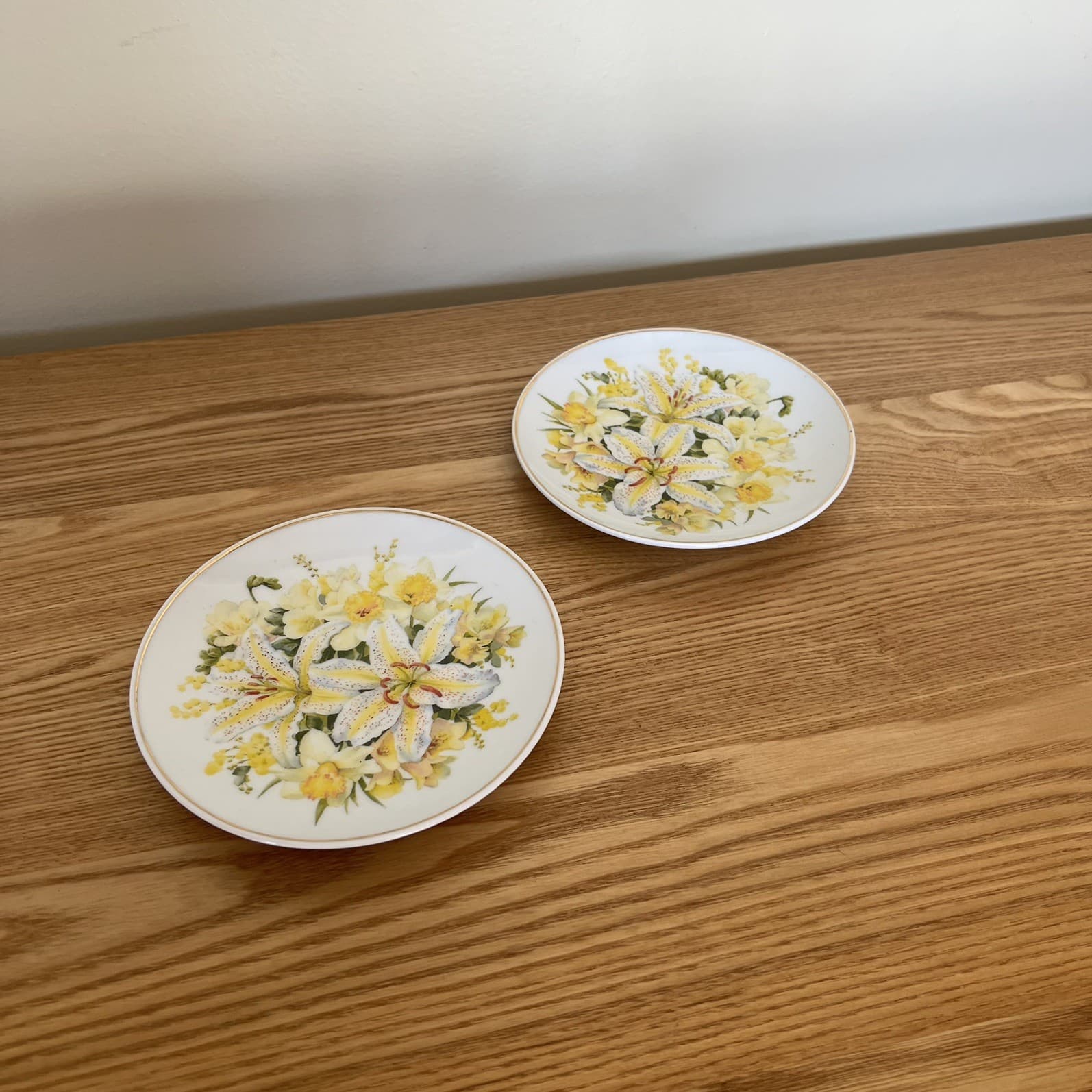 Vintage The Floral Collection Porcelain Side Plates Pair Lily Daffodil Wattle 6" — photo 5 of 7