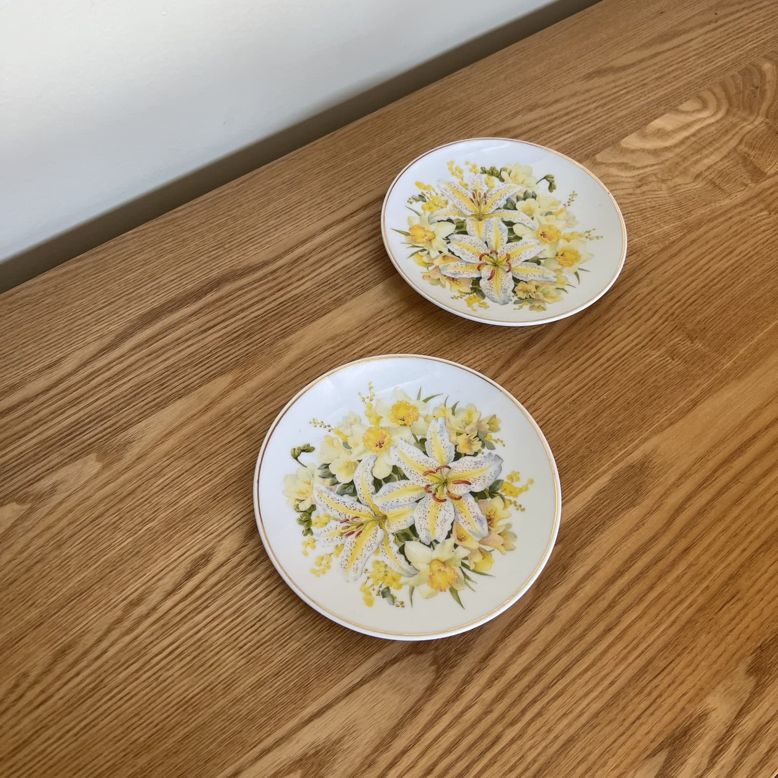 Vintage The Floral Collection Porcelain Side Plates Pair Lily Daffodil Wattle 6" — photo 6 of 7