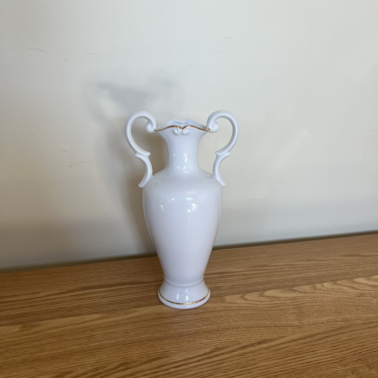 Cottagecore Vintage Porcelain Bud Vase Twin Scroll Handles Holly Hobbie Japan — photo 8 of 8