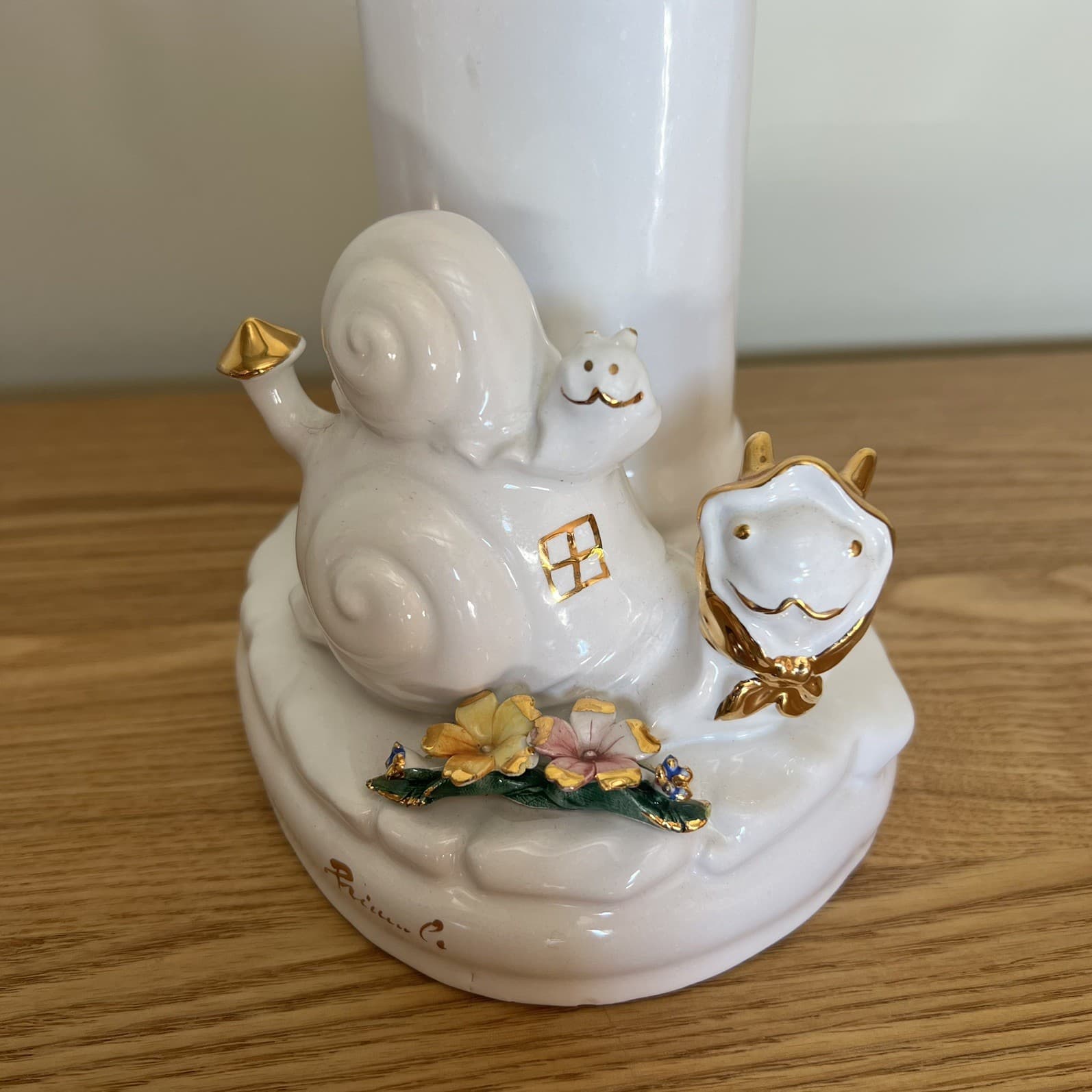 Vintage Primrose Signed Snail House Vase Porcelain Gold Kitsch Whimsical Rare — photo 4 of 10
