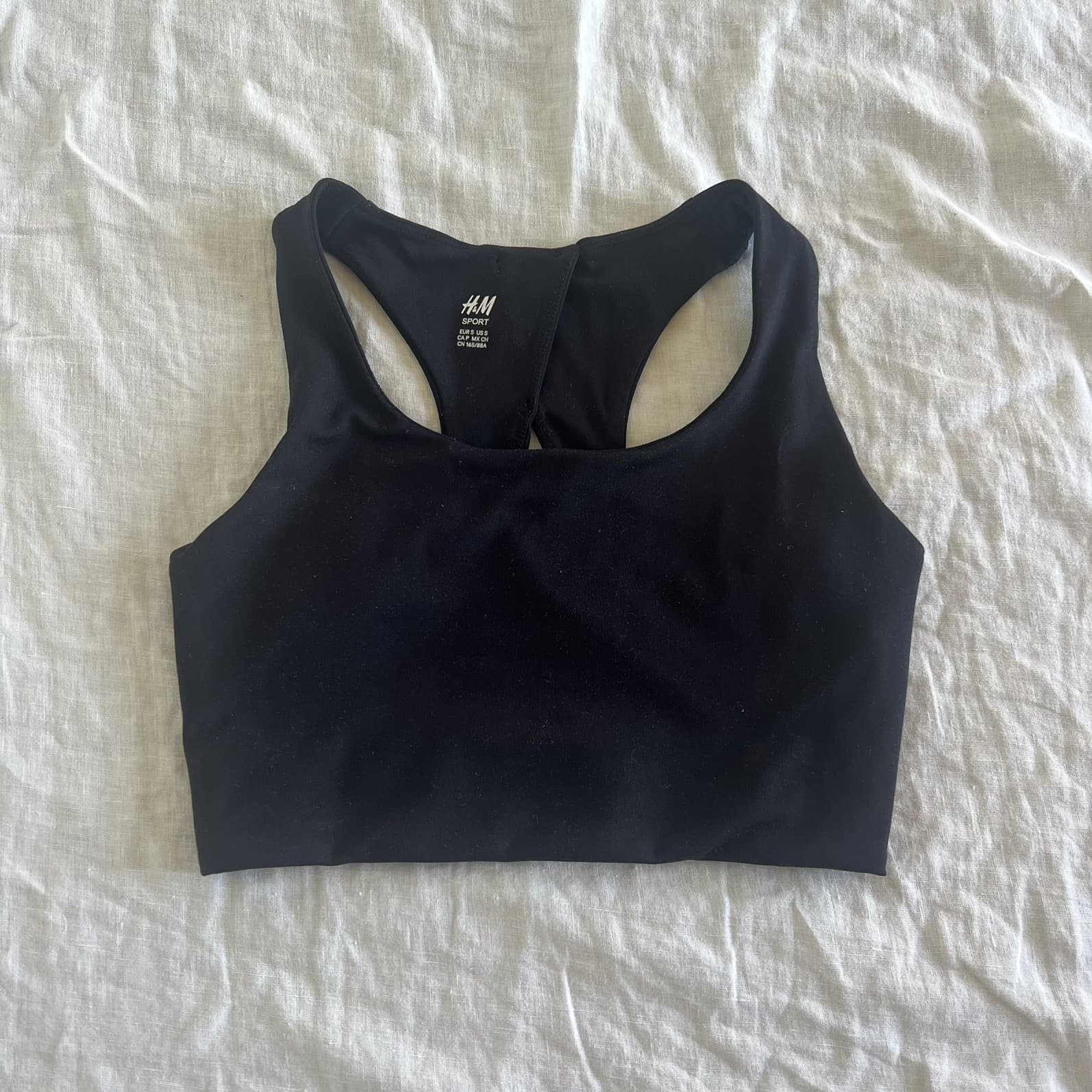 H&M Sport Black Crop Sports Bra Racerback Activewear Gym Top Size S Small — photo 1 of 5