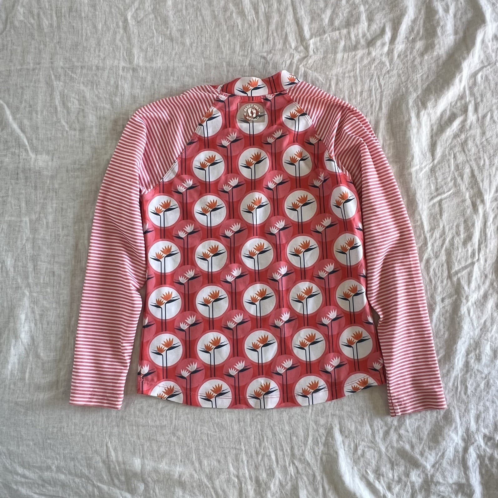 Sandy Feet Australia Girls Rash Vest Size 8 Pink Stripe Floral Long Sleeve Swim — photo 5 of 5