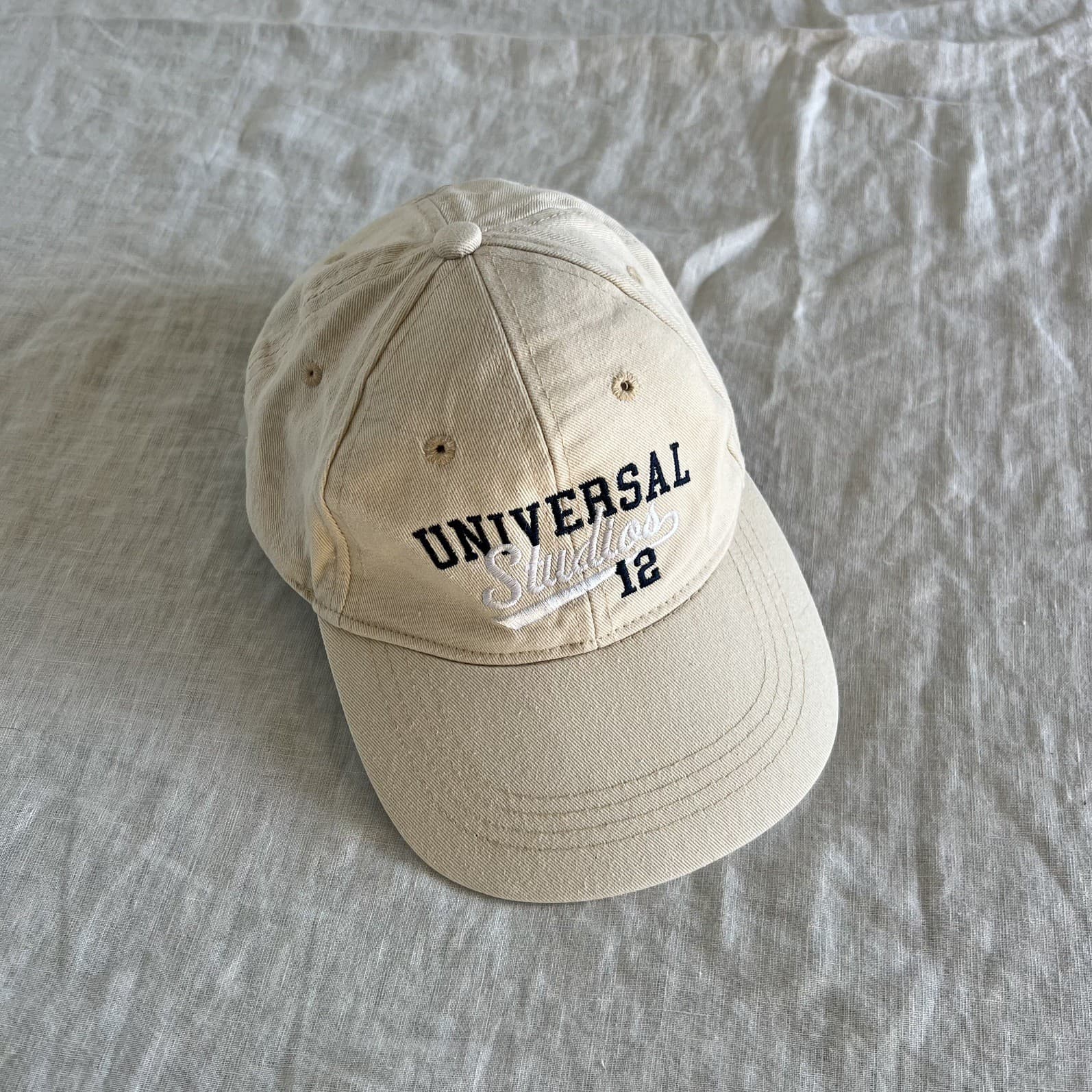 Universal Studios Kids Cap Hat Vintage 90s Beige Cotton Baseball Embroidered — photo 4 of 6