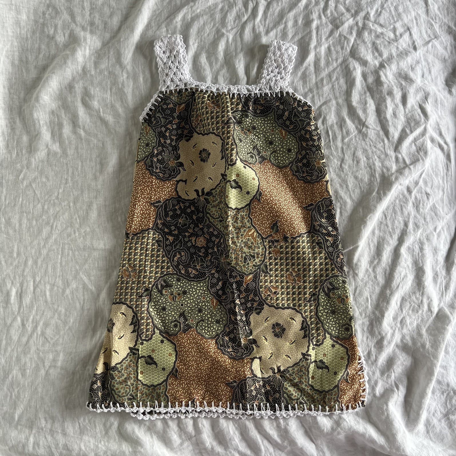 Handmade Girls Dress Size 5 6 Batik Cotton Crochet Trim Patchwork Look Fairy — photo 1 of 4