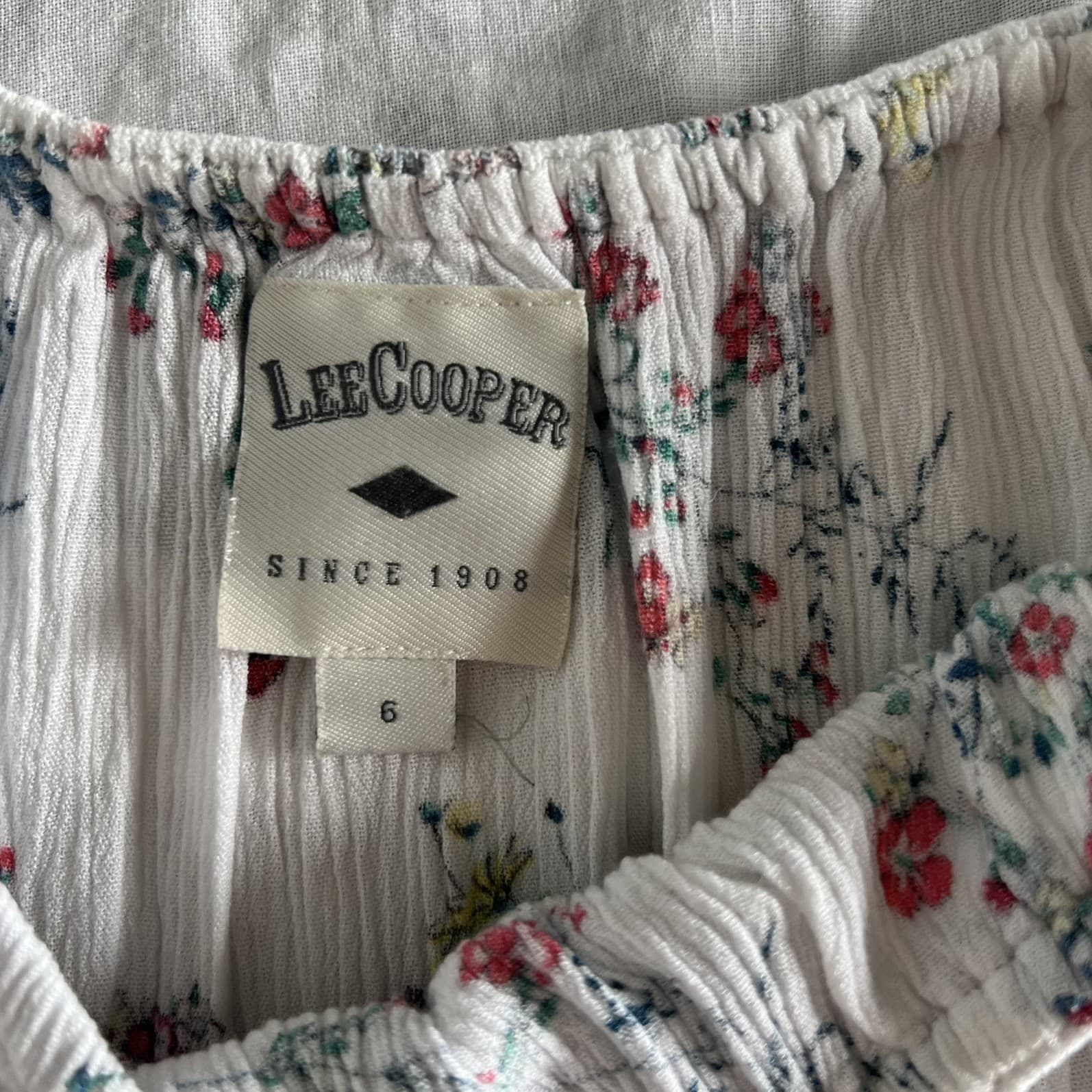 Lee Cooper Girls White Floral Dress Size 6 Rayon Crinkle Prairie Boho Ruffle — photo 4 of 6