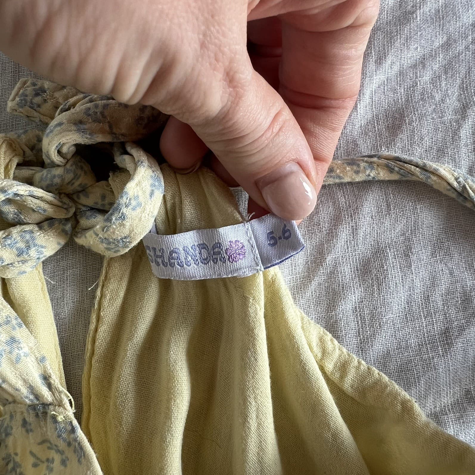 Ghanda Girls Yellow Floral Tiered Dress Size 5 6 Viscose Lined Boho Prairie — photo 3 of 6