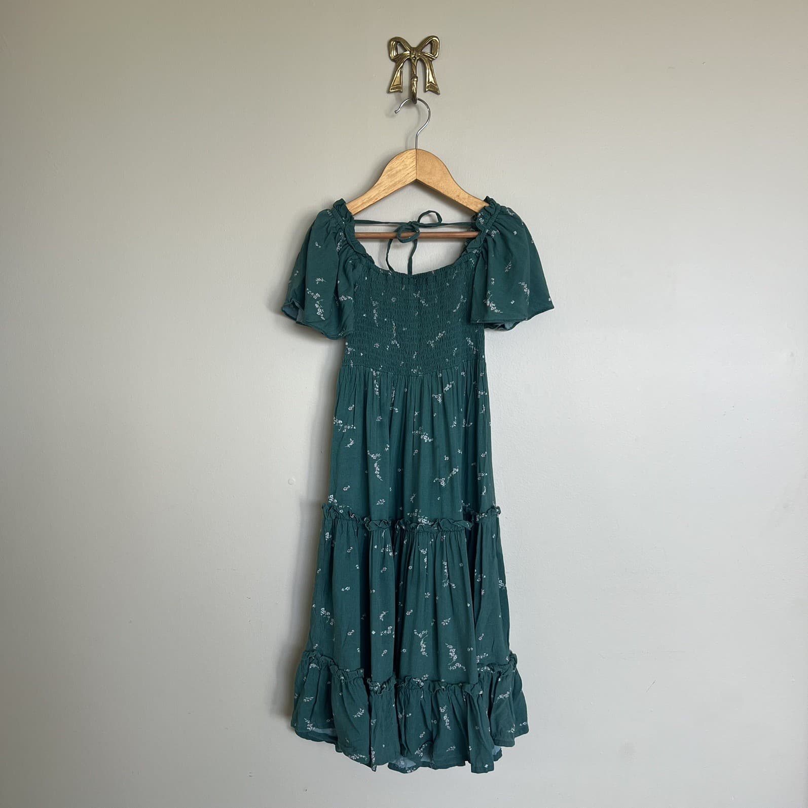 Little Auguste Girls Green Floral Maxi Dress Size 5 6 Rayon Prairie Boho Shirred — photo 6 of 7