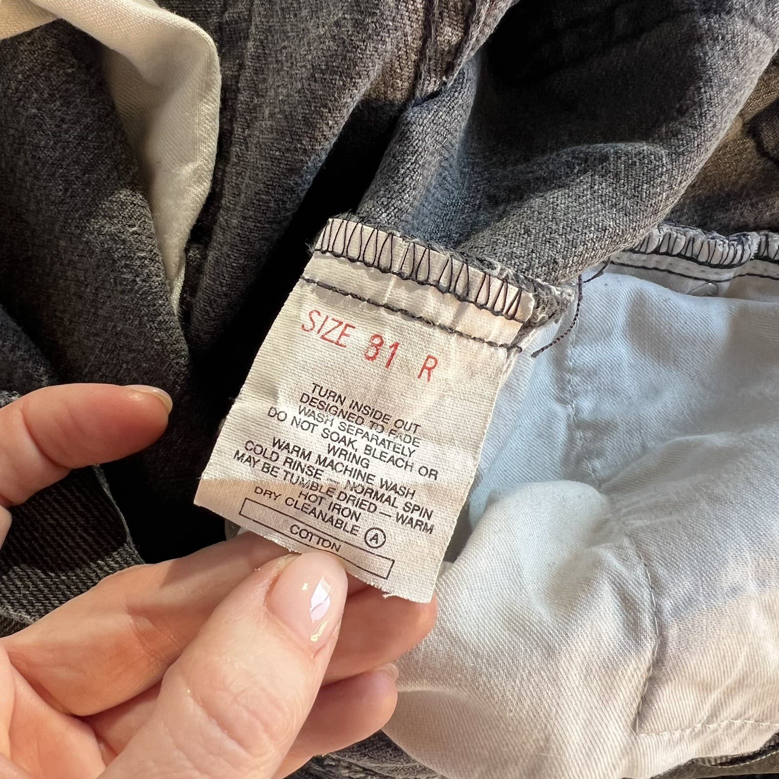 Vintage Levi’s 504 Faded Black Straight Leg Jeans Made in Australia Size 30 — photo 4 of 10