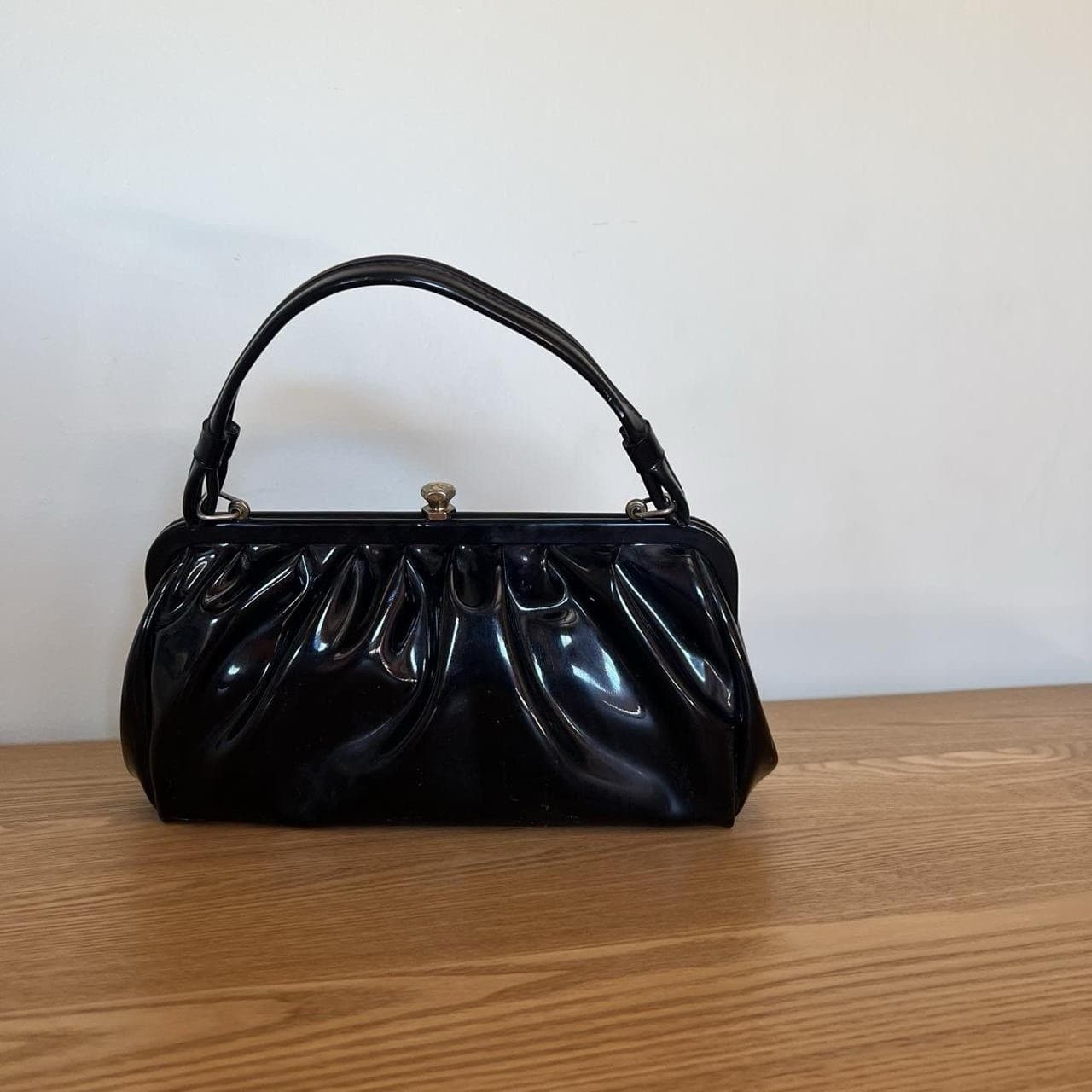 Vintage Black Patent Handbag Kiss Lock Evening Bag Y2K Ruched Top Handle — photo 1 of 7