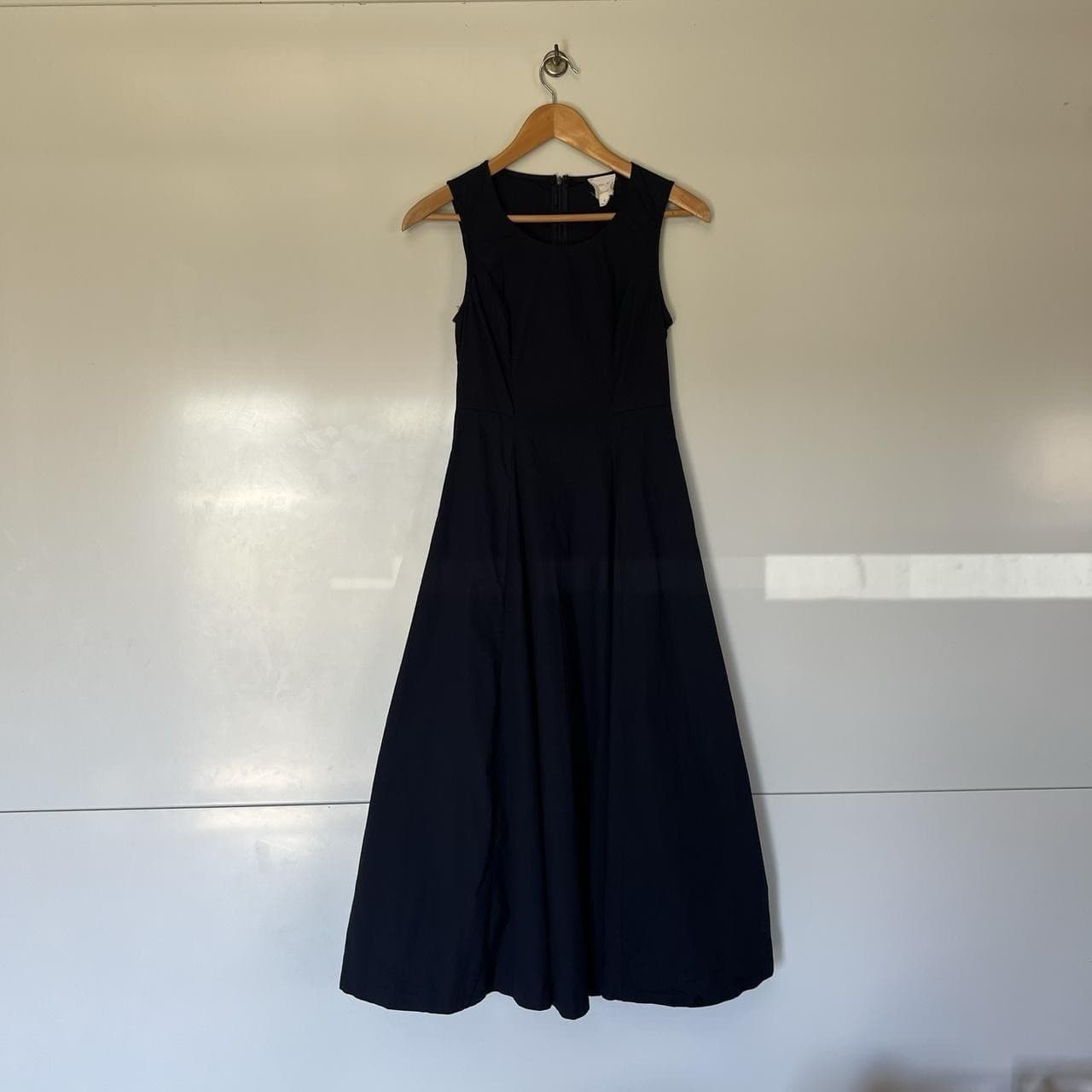 Label Love Navy Maxi Dress Cotton Stretch Size 8 Minimalist French Chic Preppy — photo 4 of 7