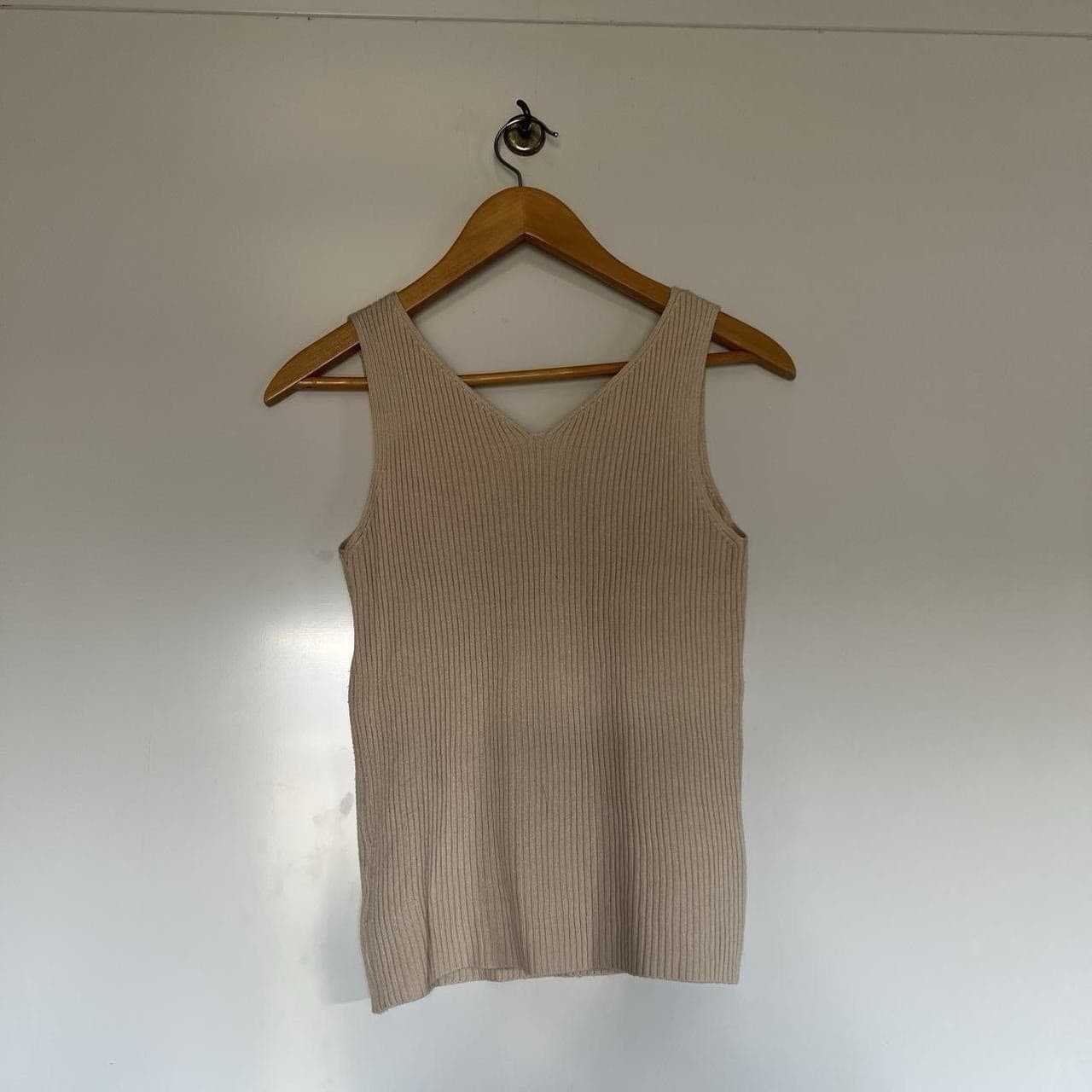 VIS Japan Ribbed Tank Top Beige V Neck Knit Fitted J-Fashion Basic Size F — photo 3 of 6