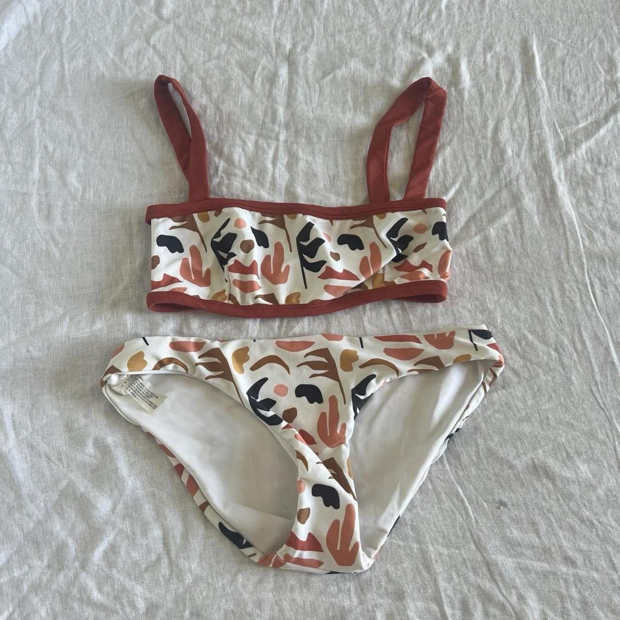 Fella Swim Bikini Set Artiste Abstract Print Finn Top Crop Bikini Bottoms XS S — photo 1 of 6