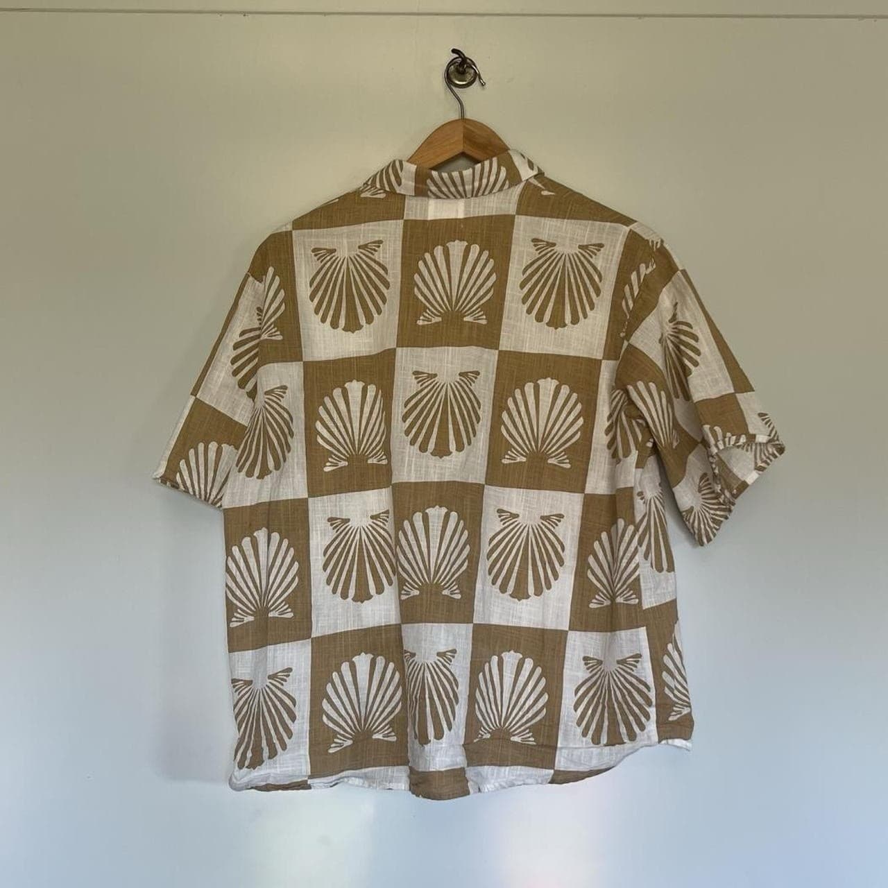 By Frankie Seashell Shirt S Beige Checkered Button Up Slub Cotton Boho Coastal — photo 8 of 8