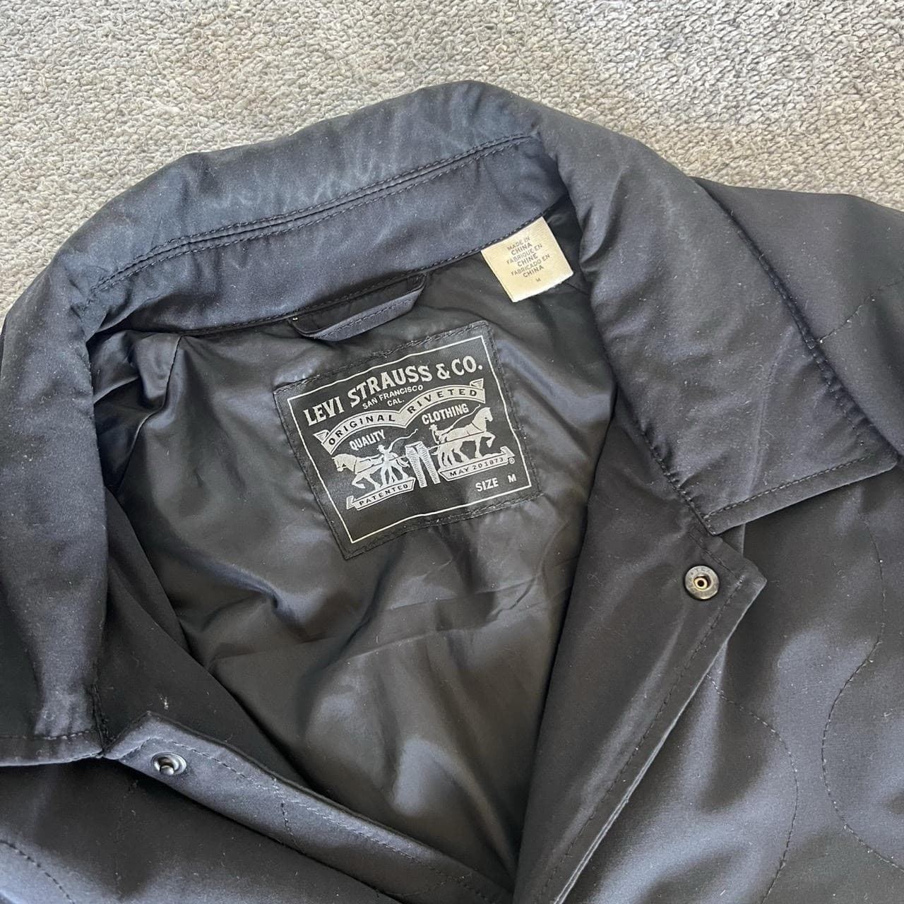 Levis Ellis Black Quilted Coach Jacket M Longline Thermolite Wind Resistant Coat — photo 5 of 9