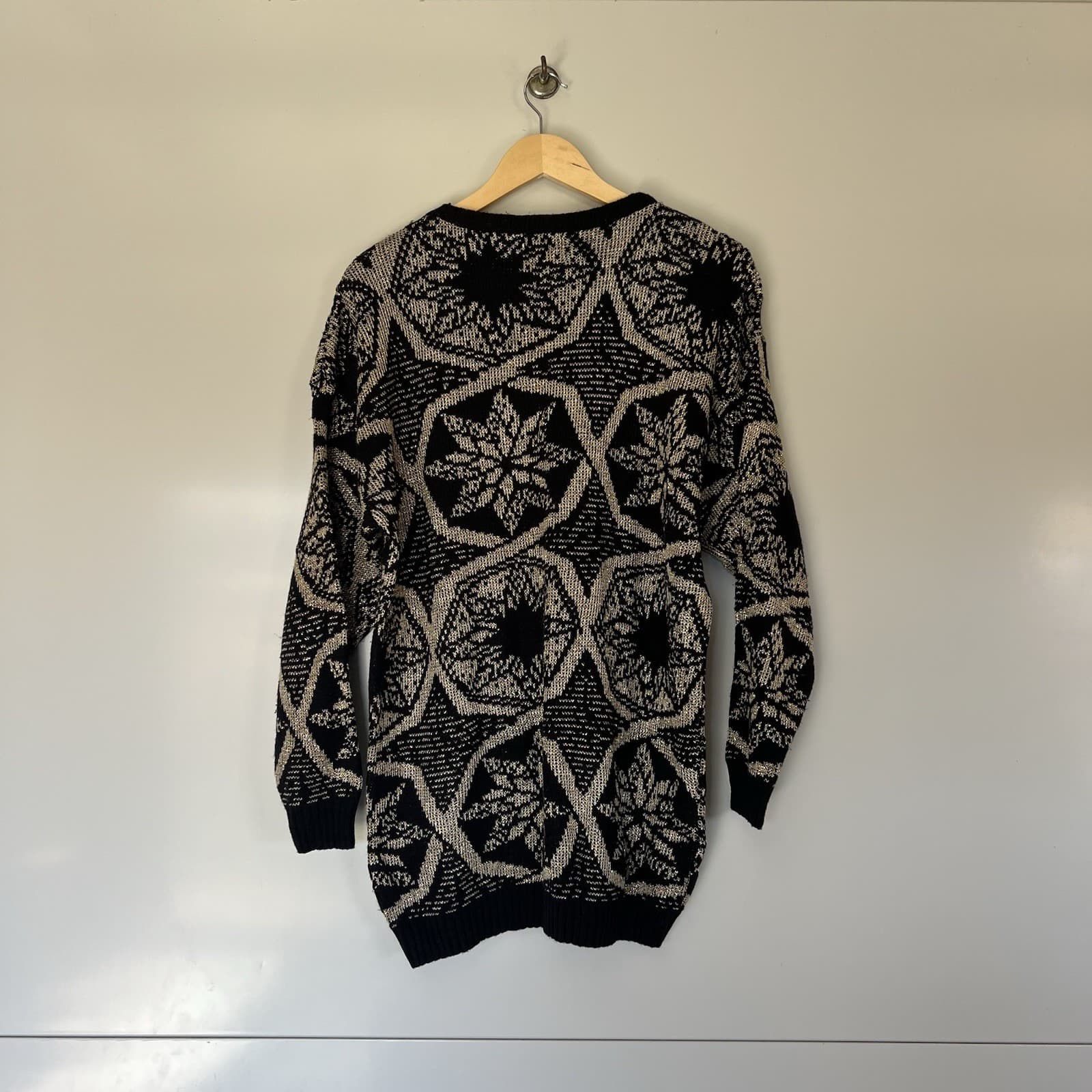 Vintage Ellen D Kollection Sweater ML Made in USA Black Gold Geometric Knit — photo 6 of 9
