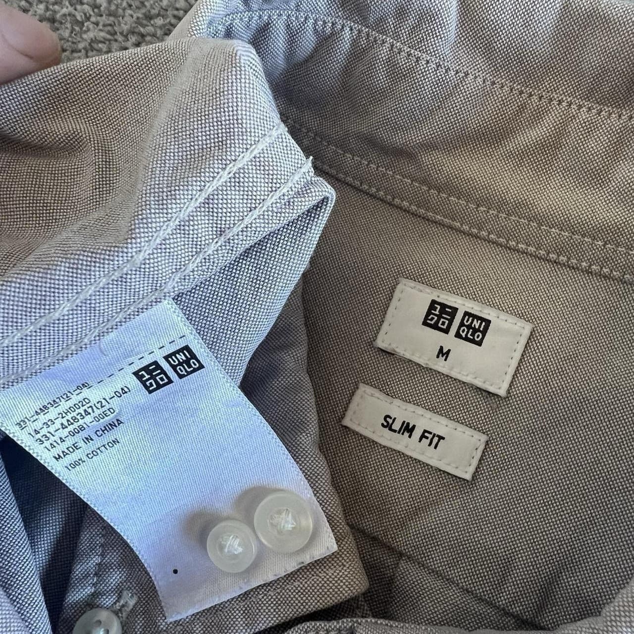 Uniqlo Men M Grey Oxford Shirt Slim Fit Cotton Button Down Long Sleeve Casual — photo 9 of 10