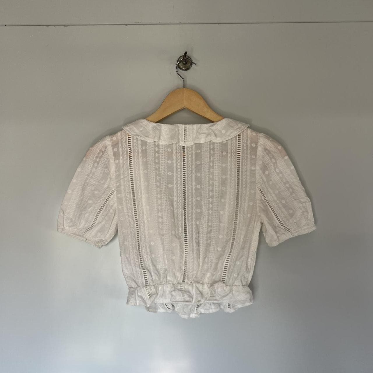 Kookai White Cotton Eyelet Lace Wrap Blouse Cottagecore Ruffle Summer Top 34 6 — photo 4 of 8