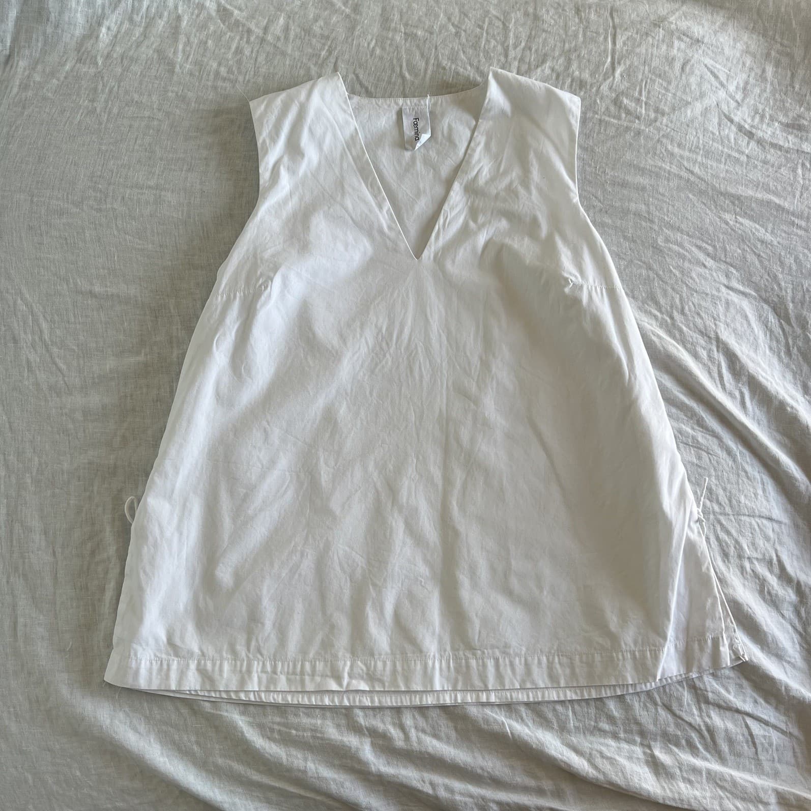 Foemina Izzy White Organic Cotton Poplin Tunic Top V Neck Side Tie Luxury 14 L — photo 1 of 9