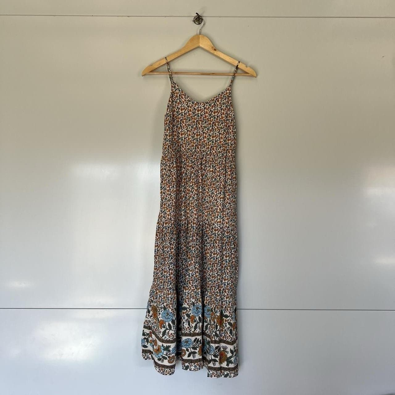 Yours Truly Floral Maxi Dress 8 S Border Print Boho Festival Rayon Spell Style — photo 3 of 8