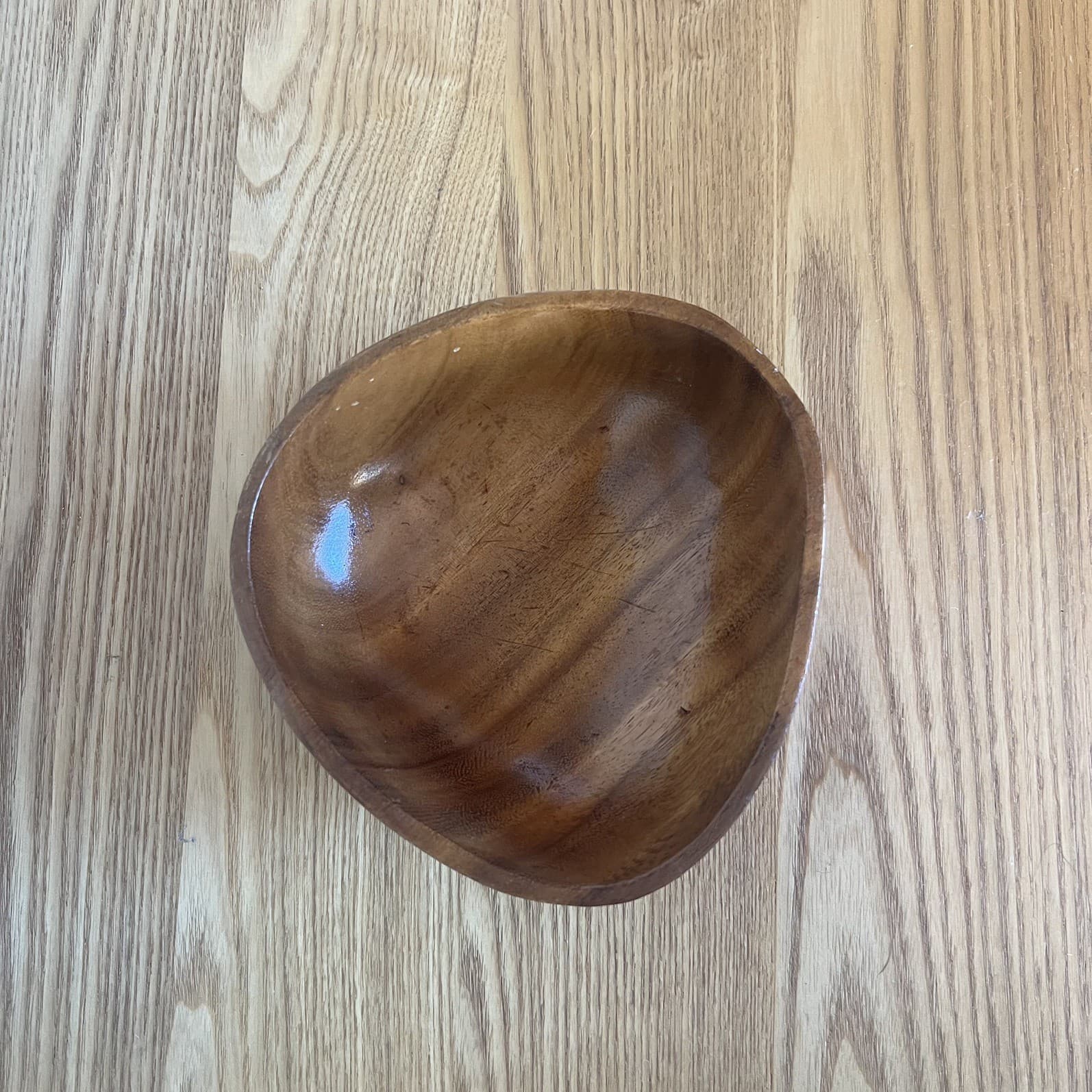 Vintage Monkey Pod Wooden Bowl Triangular Mid Century Montessori Sorting Dish — photo 5 of 7