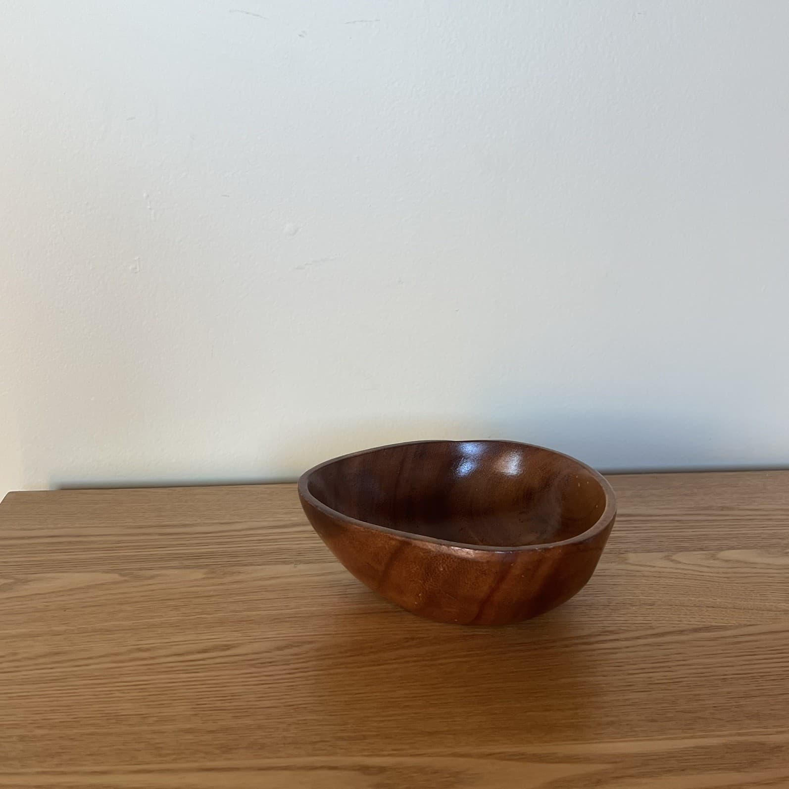 Vintage Monkey Pod Wooden Bowl Triangular Mid Century Montessori Sorting Dish — photo 6 of 7