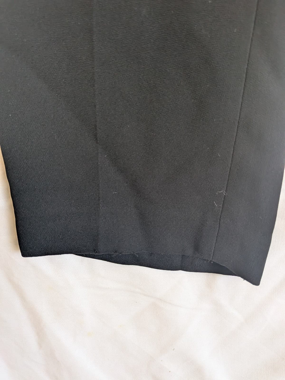 Carla Zampatti Black Tailored Pants Size 6 AUS 4 US Classic Zip Corporate — photo 4 of 9