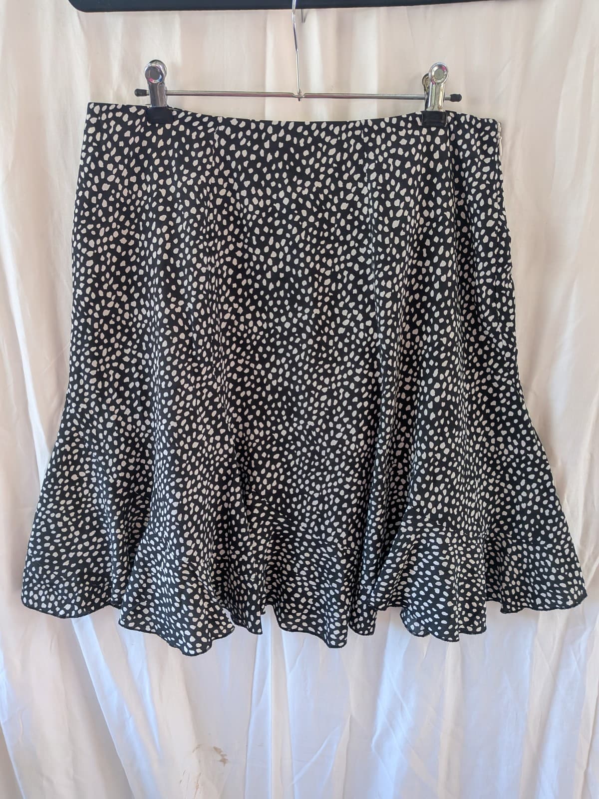 Jane Lamerton Skirt A-line flippy black and white Polka Dot Spot Size 12 — photo 2 of 7