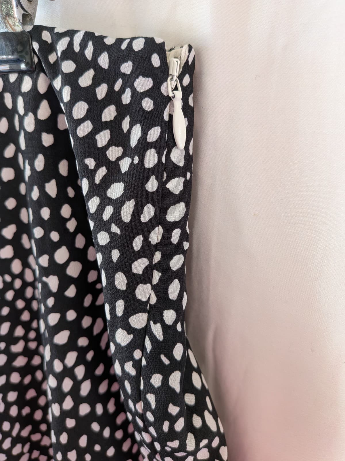 Jane Lamerton Skirt A-line flippy black and white Polka Dot Spot Size 12 — photo 4 of 7