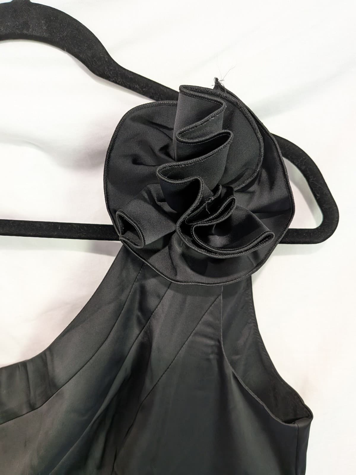 Review Dress One Shoulder Cocktail Black Satin Rosette Formal Y2K Wedding Sz 14 — photo 5 of 10