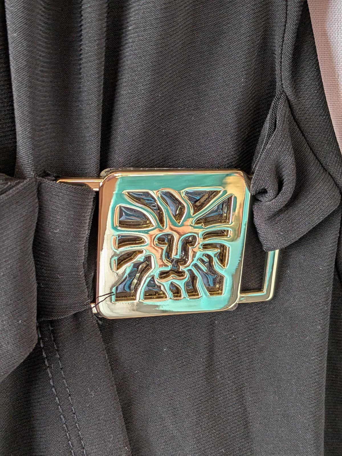 Anne Klein Womens Wrap Dress Black Long Sleeve Knee Length Gold Buckle Size 12 — photo 5 of 11