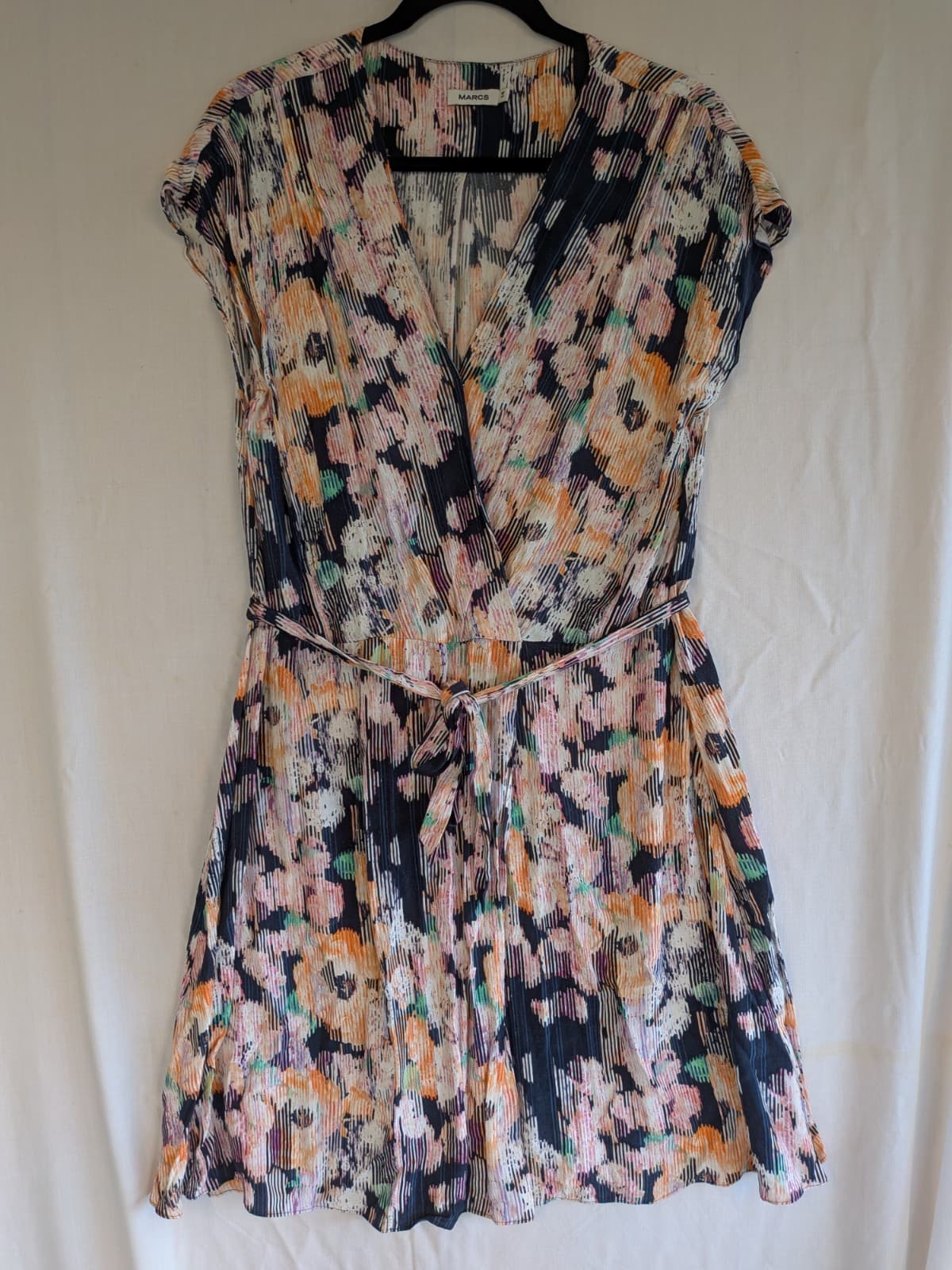 Marcs Floral Wrap Dress Sleeveless V Neck Tie Waist Navy Multicolour AU 14 US 10 — photo 2 of 12