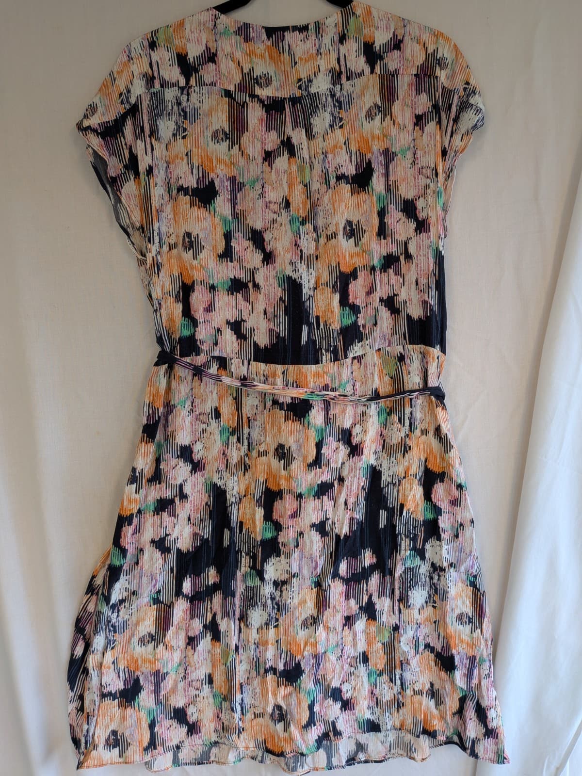 Marcs Floral Wrap Dress Sleeveless V Neck Tie Waist Navy Multicolour AU 14 US 10 — photo 10 of 12