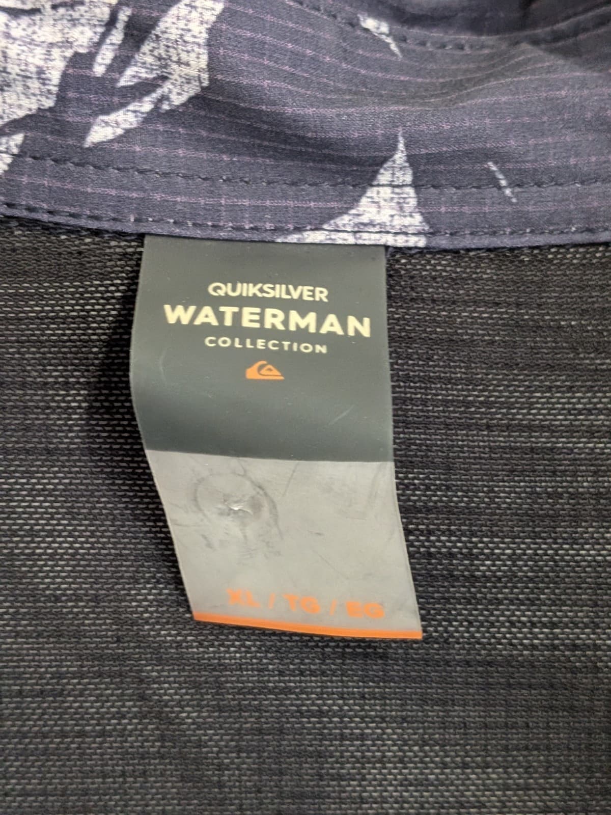 Quiksilver Waterman Shirt Mens XL Grey Short Sleeve Button Up Floral Print Beach — photo 5 of 12