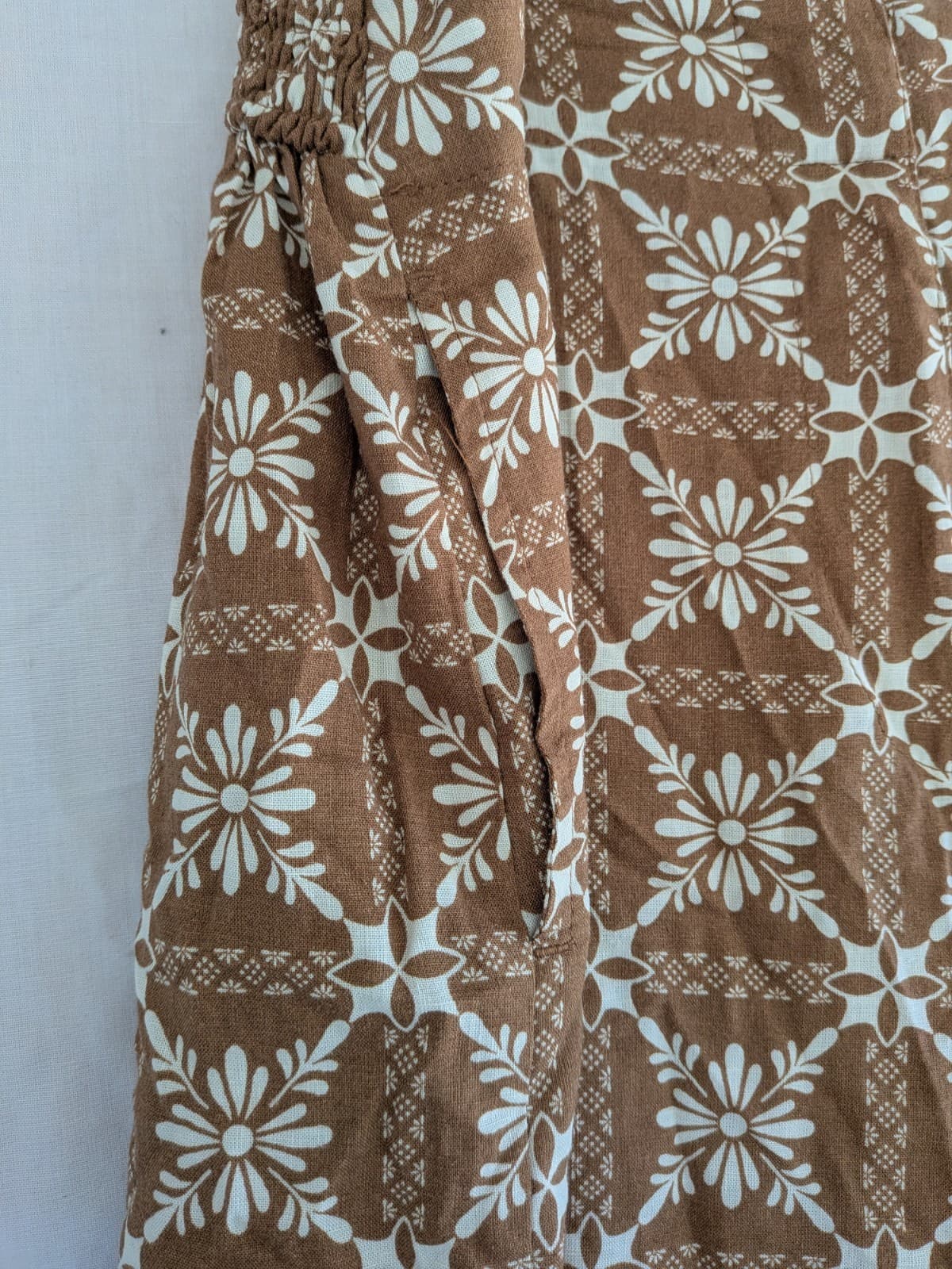 Isle of Mine Wide Leg Pants XL Brown Floral Print High Waist Pockets Boho — photo 5 of 11