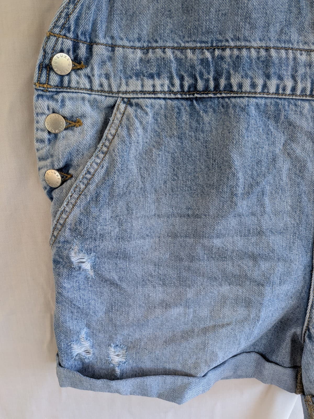 Decjuba Denim Dungarees Size 16 Blue Short Overalls Bib Adjustable Cotton NWT — photo 3 of 9