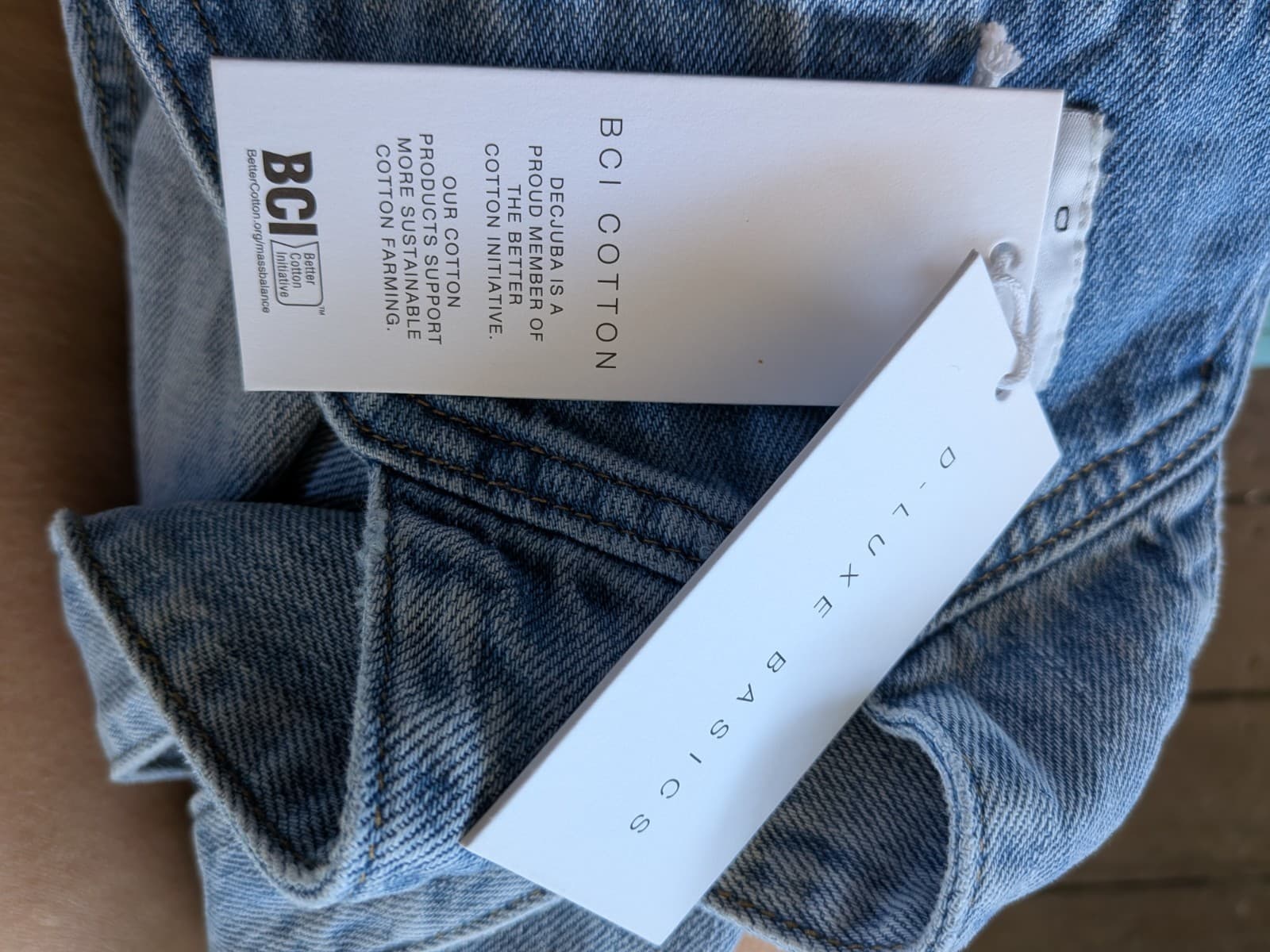 Decjuba Denim Dungarees Size 16 Blue Short Overalls Bib Adjustable Cotton NWT — photo 8 of 9