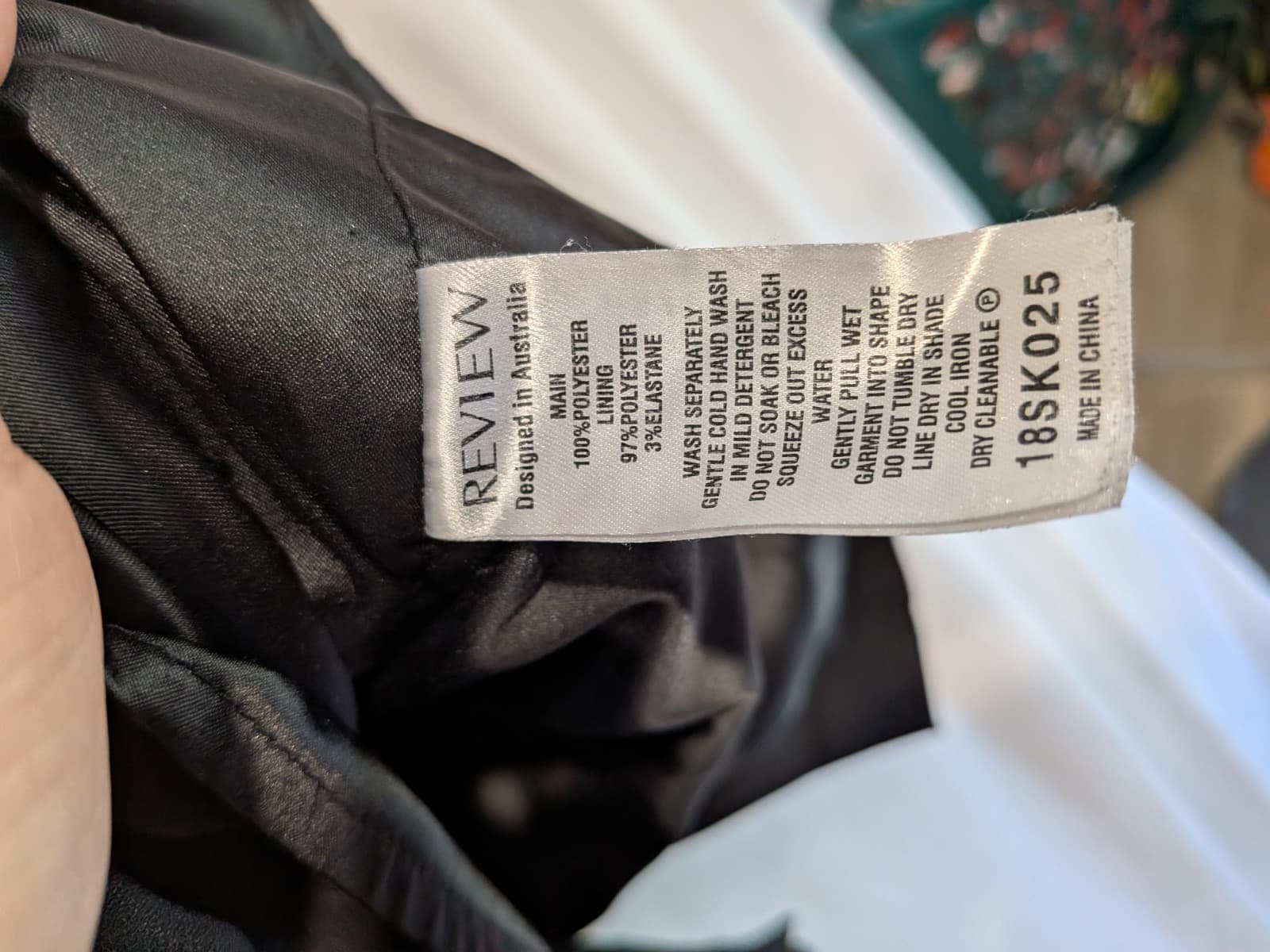 Review Black Ruffle Mini Skirt Size 14 Corporate Cocktail Party Stretch Pencil — photo 5 of 9