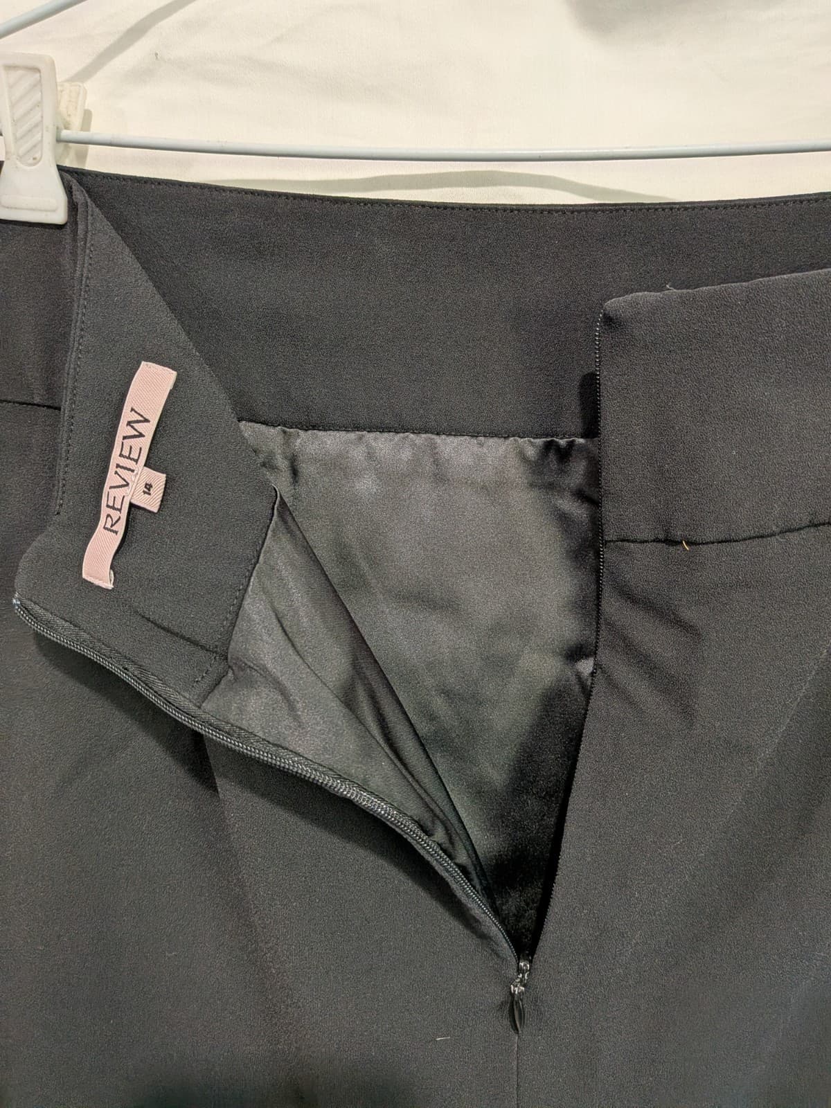 Review Black Ruffle Mini Skirt Size 14 Corporate Cocktail Party Stretch Pencil — photo 8 of 9