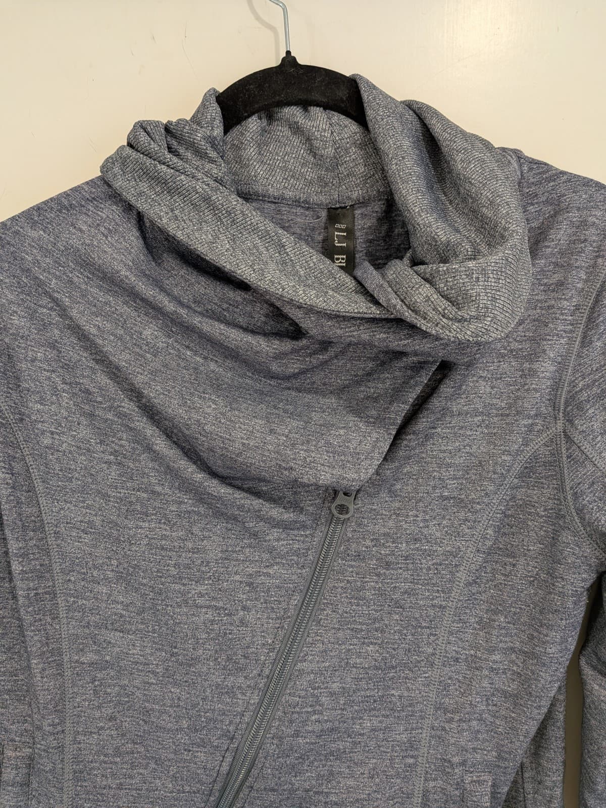 LJ Black Jacket Womens M Grey Moto Asymmetric Zip Hooded Activewear Jacket — photo 11 of 15