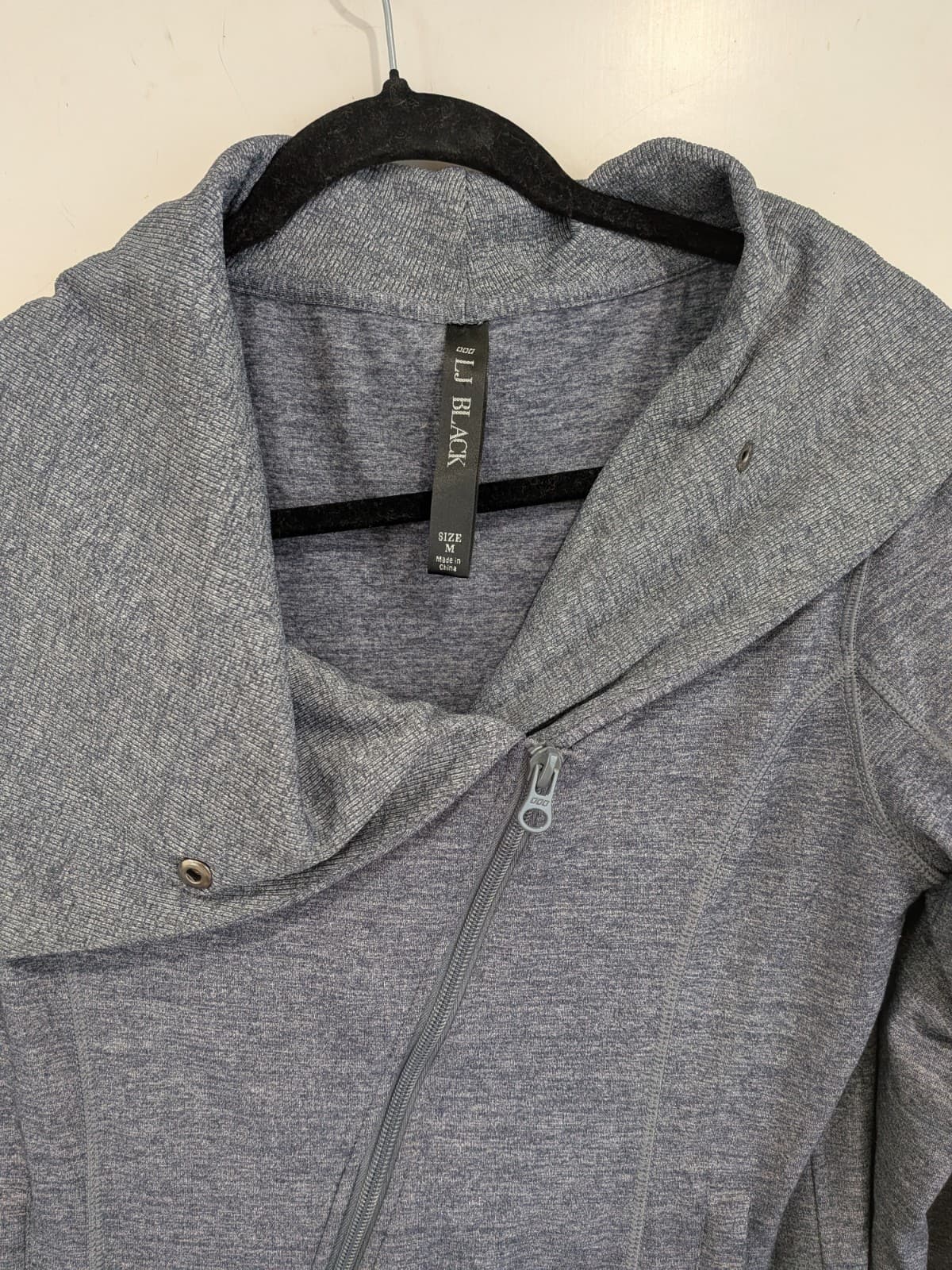 LJ Black Jacket Womens M Grey Moto Asymmetric Zip Hooded Activewear Jacket — photo 6 of 15