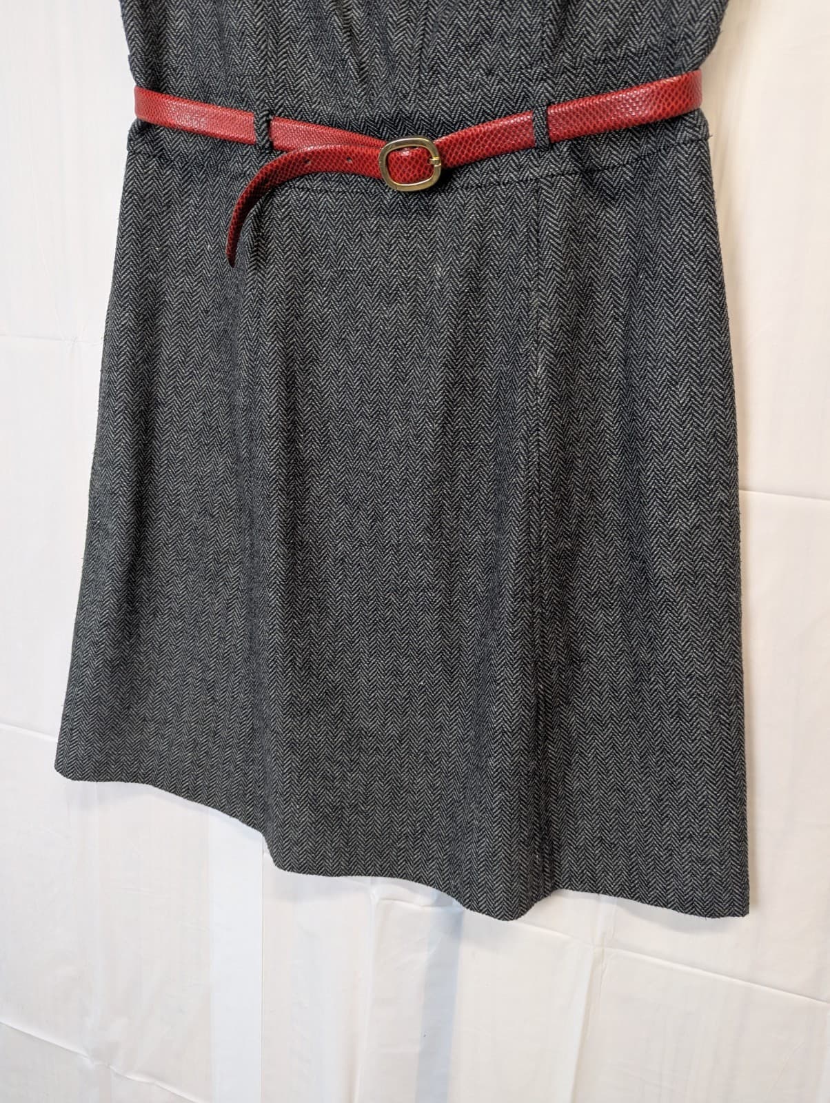 Review Dress Grey Herringbone A Line Belted Wool Corporate Size AUS 12 US 8 — photo 4 of 9